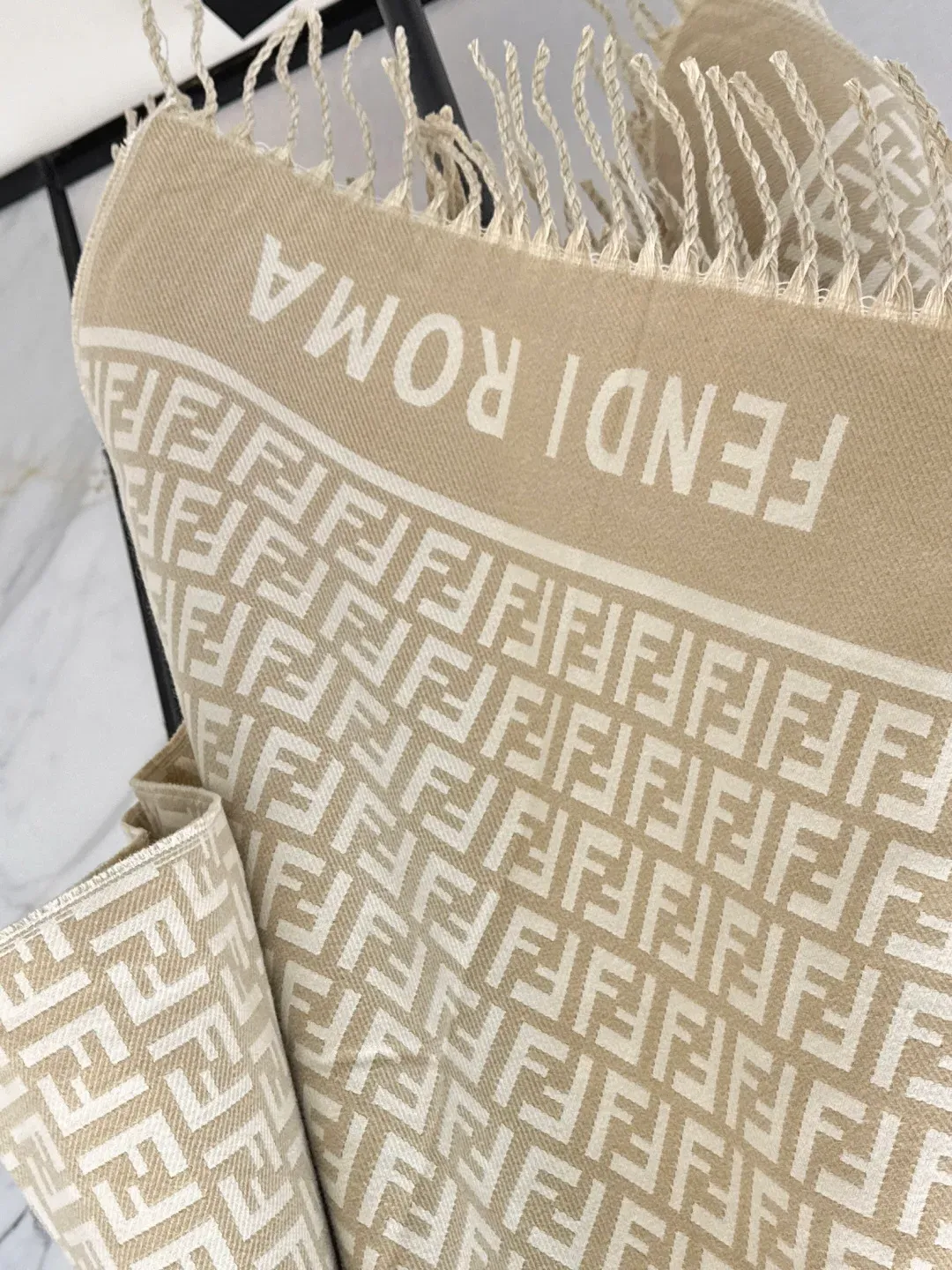 Шарфы Fendi 1139695