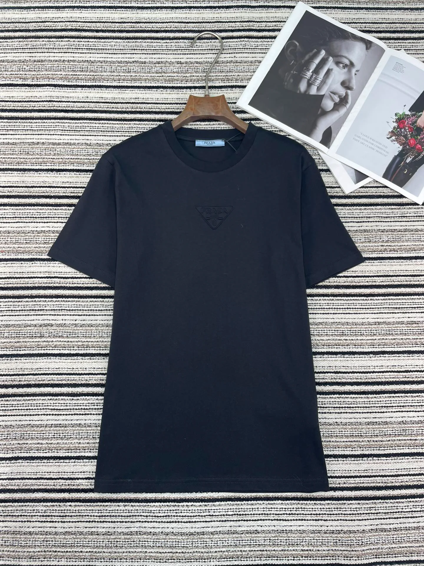 Футболки Женские Prada 3924338