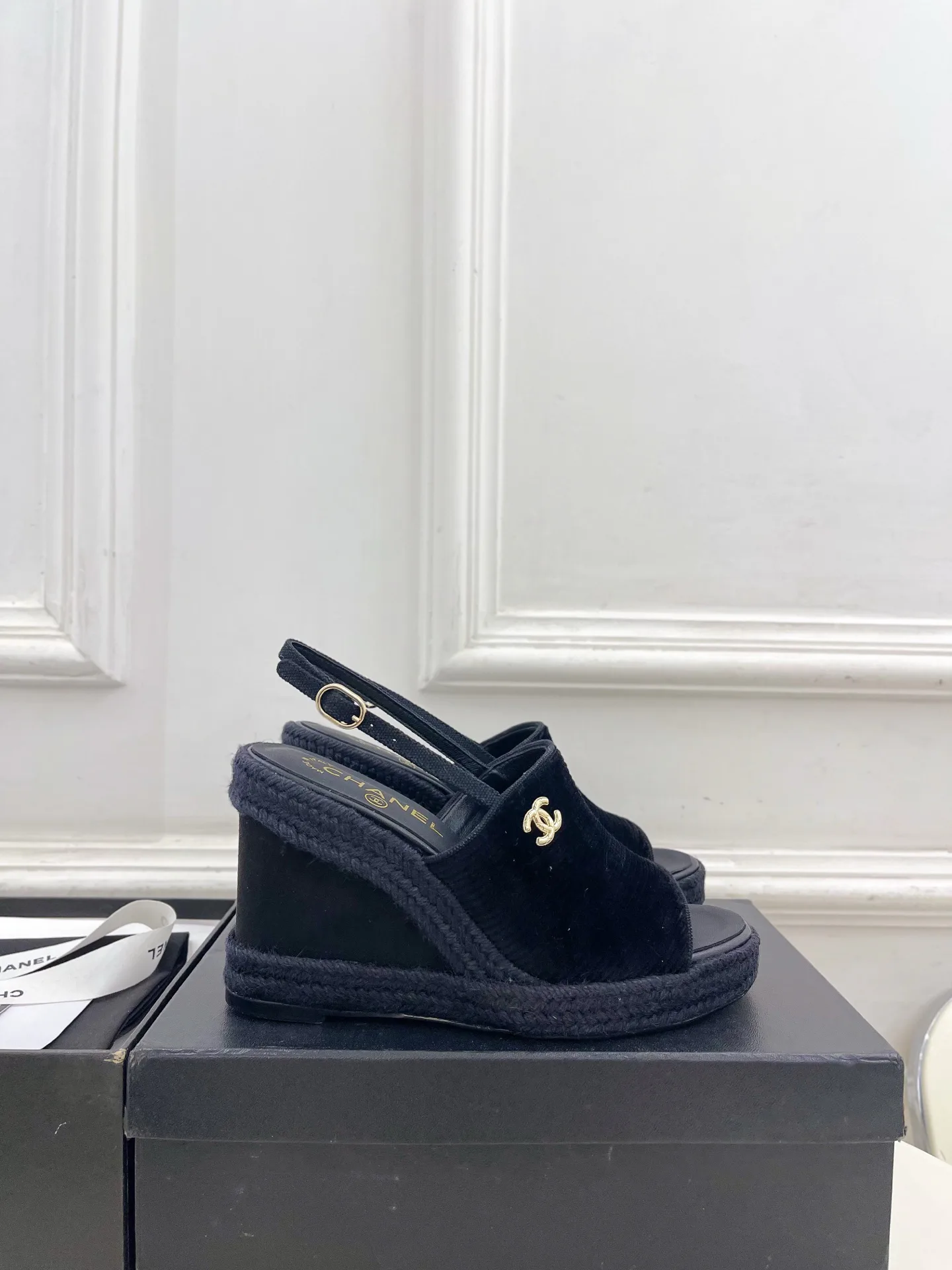Босоножки Женские Chanel 12601480