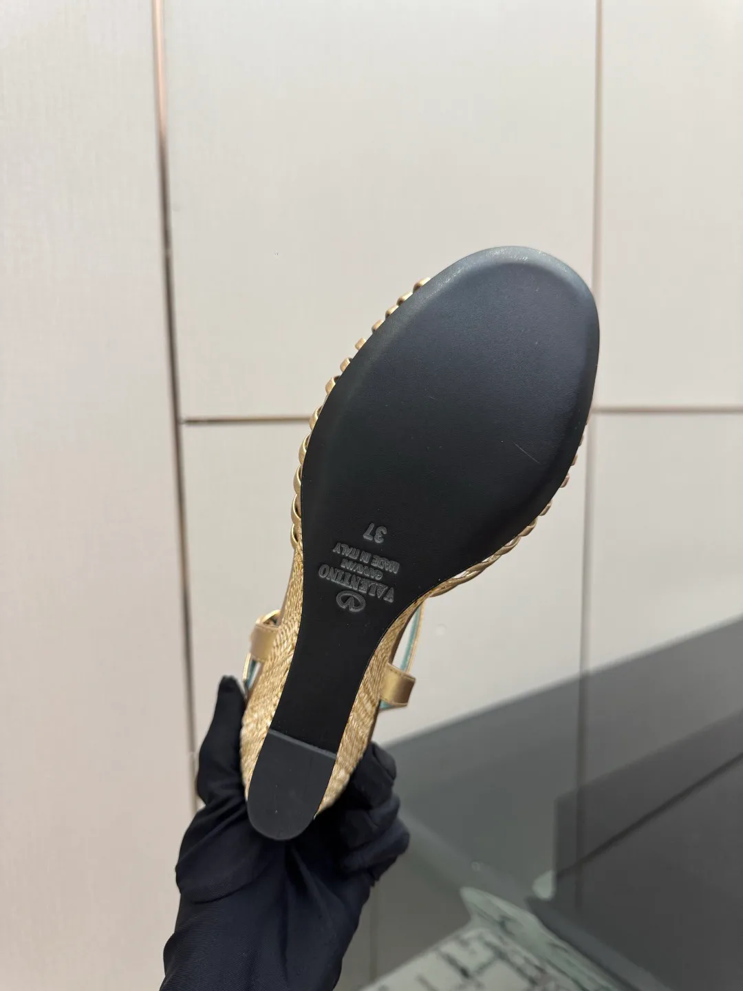 Босоножки Женские Valentino 18049000
