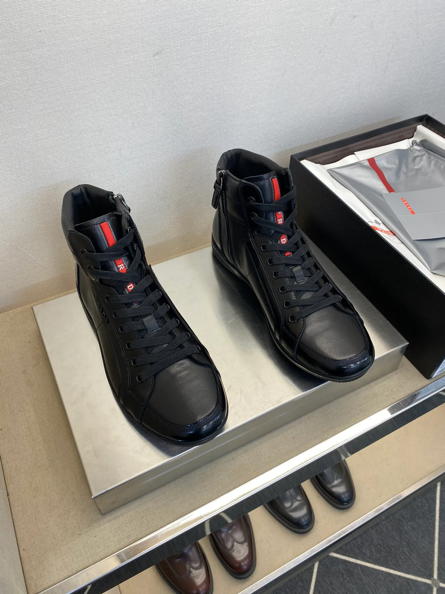 Кроссовки Мужские Prada 20143029