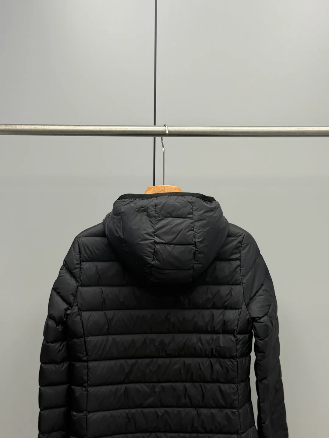 Куртки И Пуховики Женские Moncler 18134413