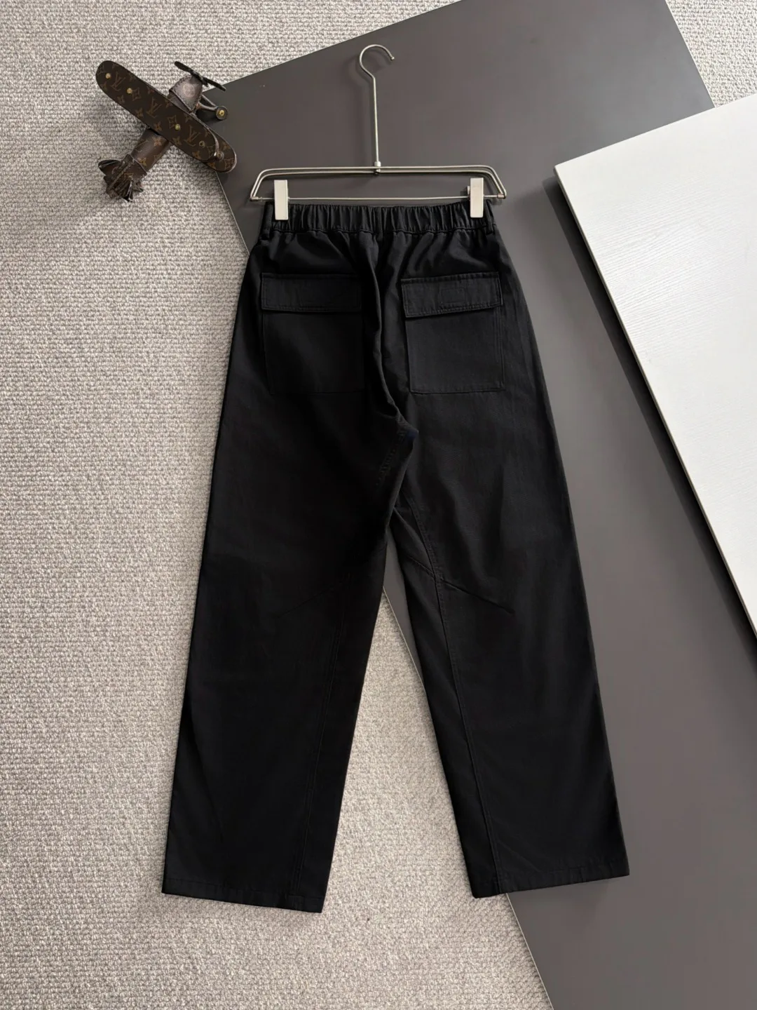 Брюки Мужские Burberry 17557497