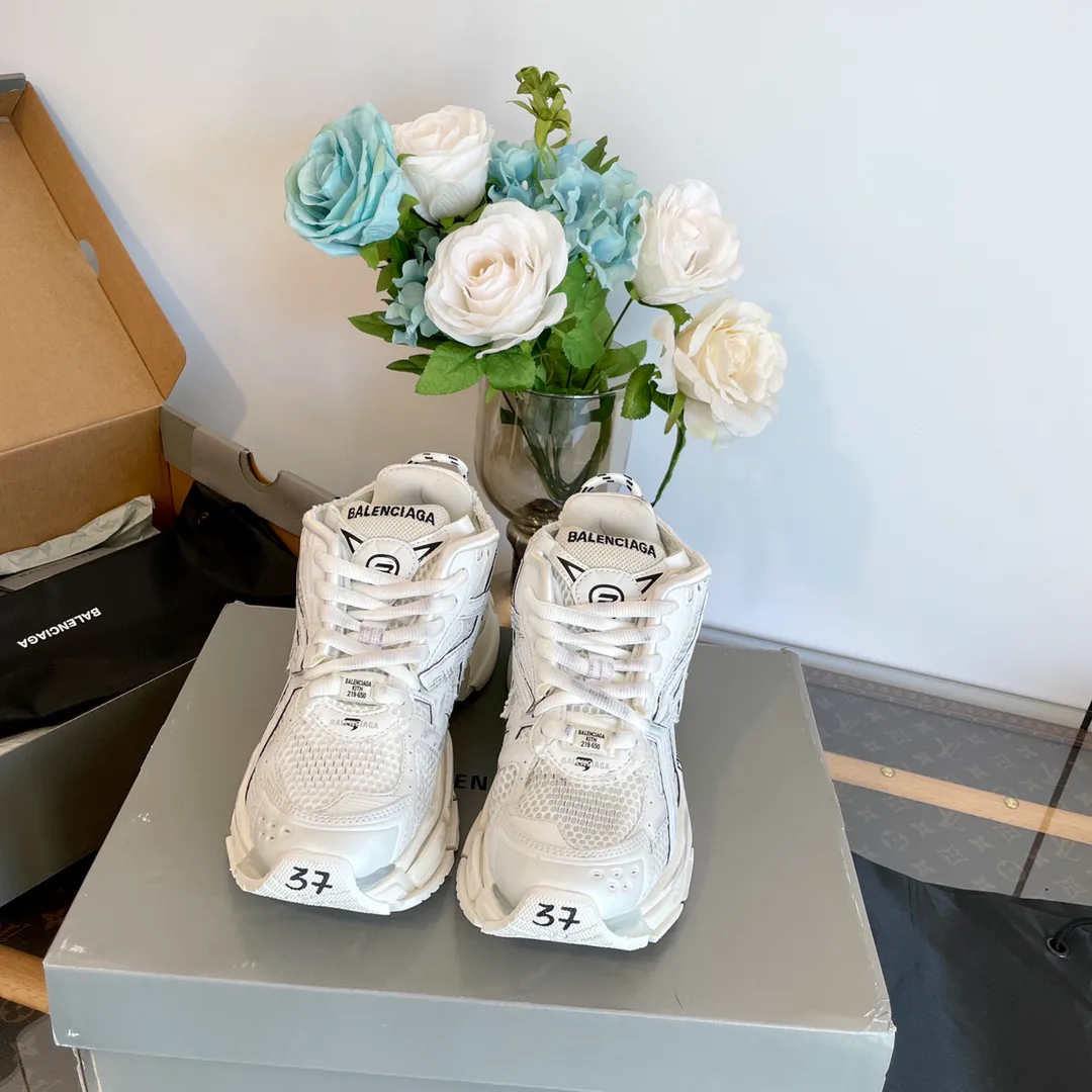 Кроссовки Женские Balenciaga 12656174