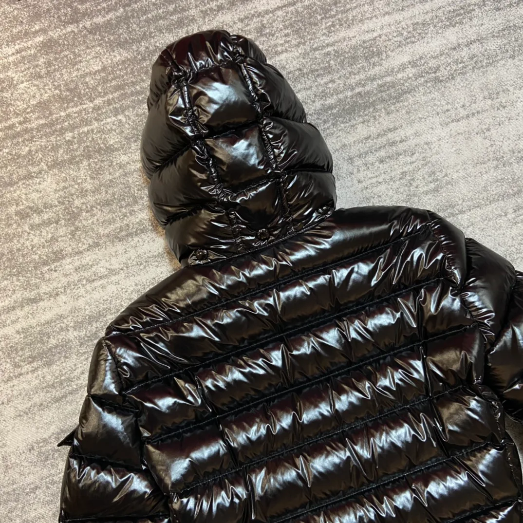 Куртки И Пуховики Женские Moncler 18884048