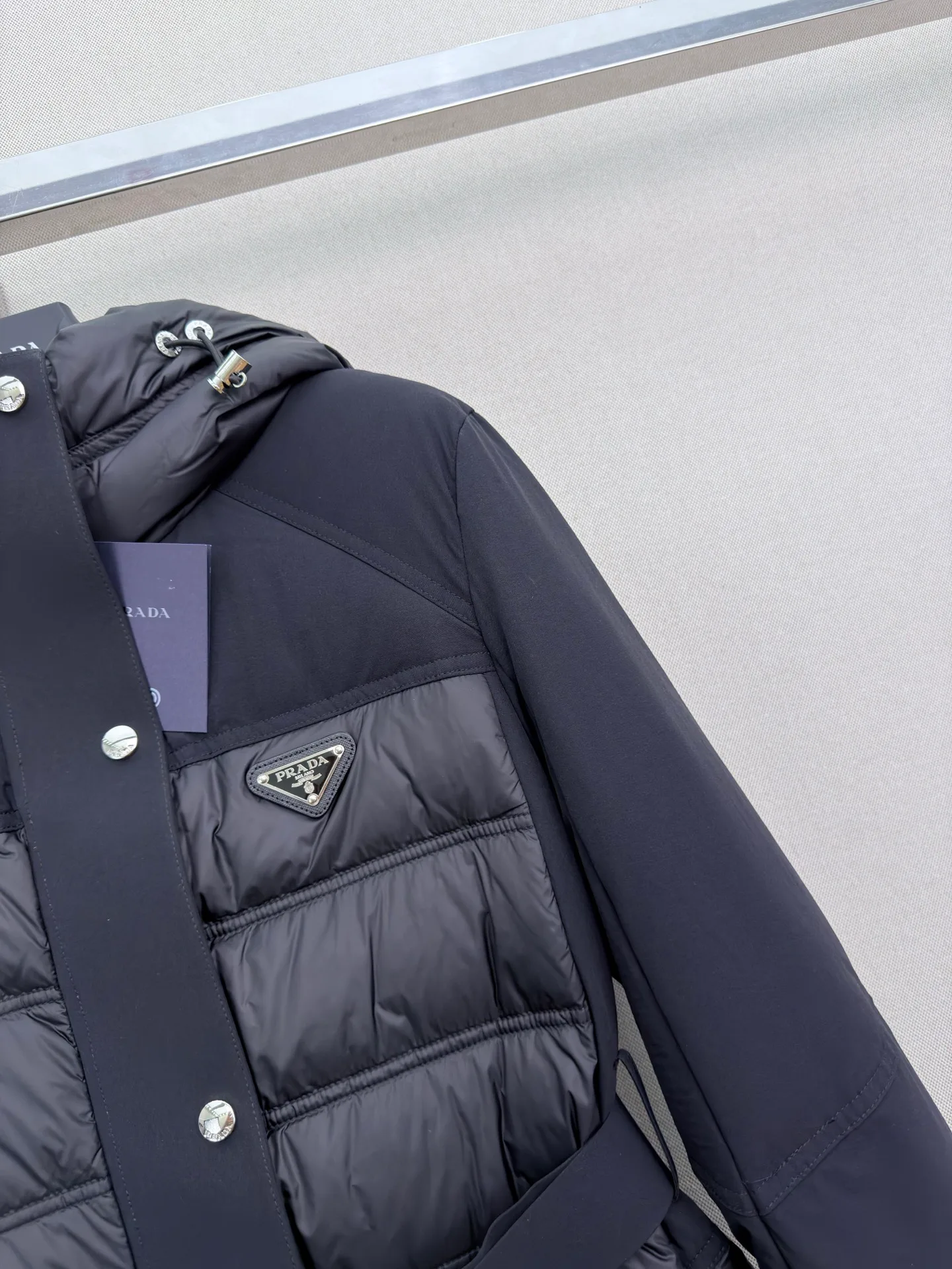 Куртки И Пуховики Женские Prada 18108501