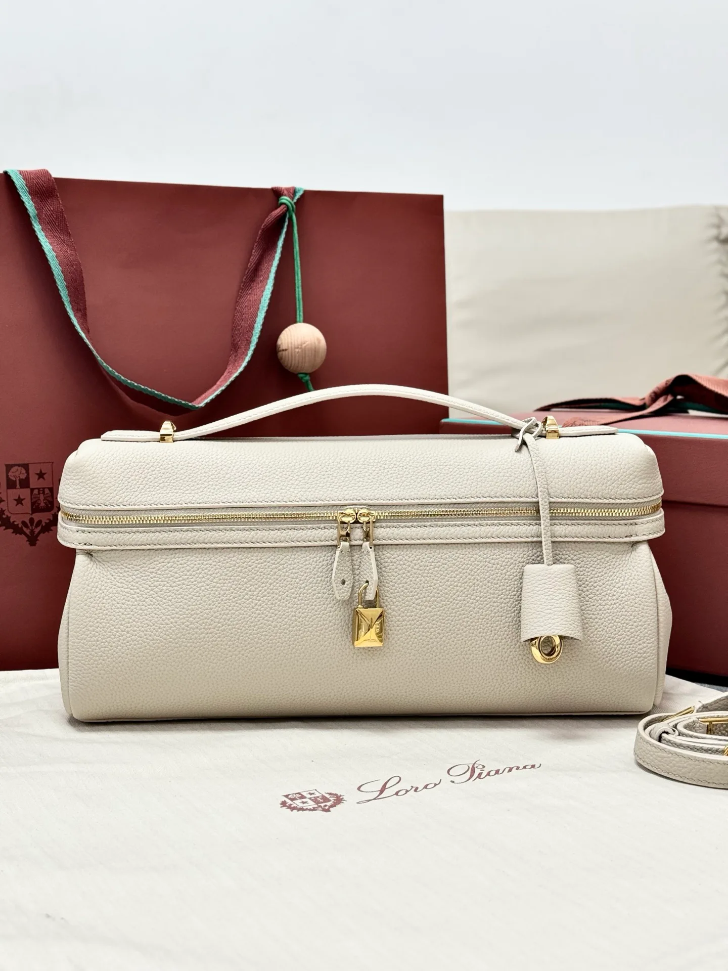 Классические Сумки Женские Loro Piana 11472666