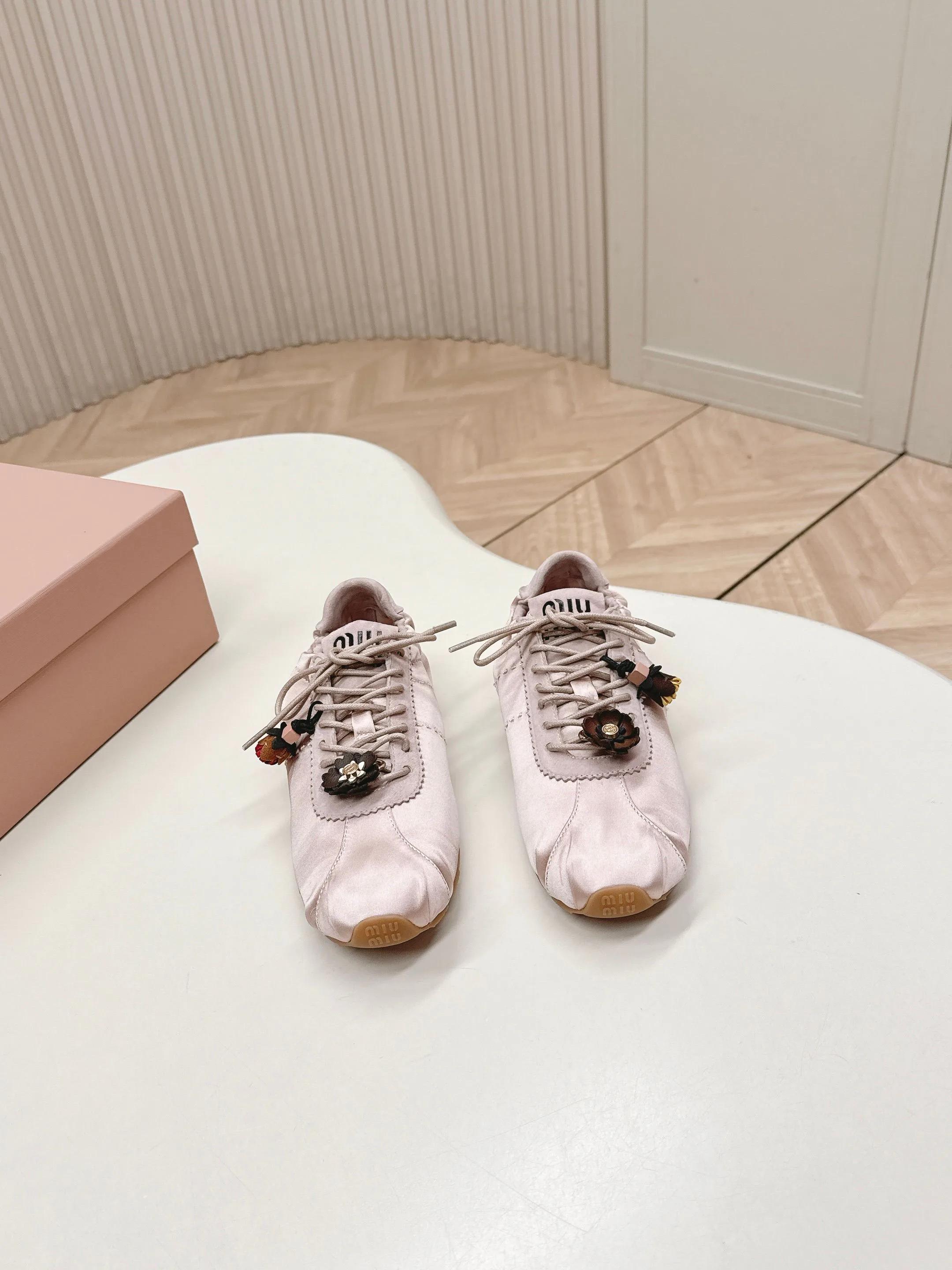 Кроссовки Женские Miu Miu 1874646