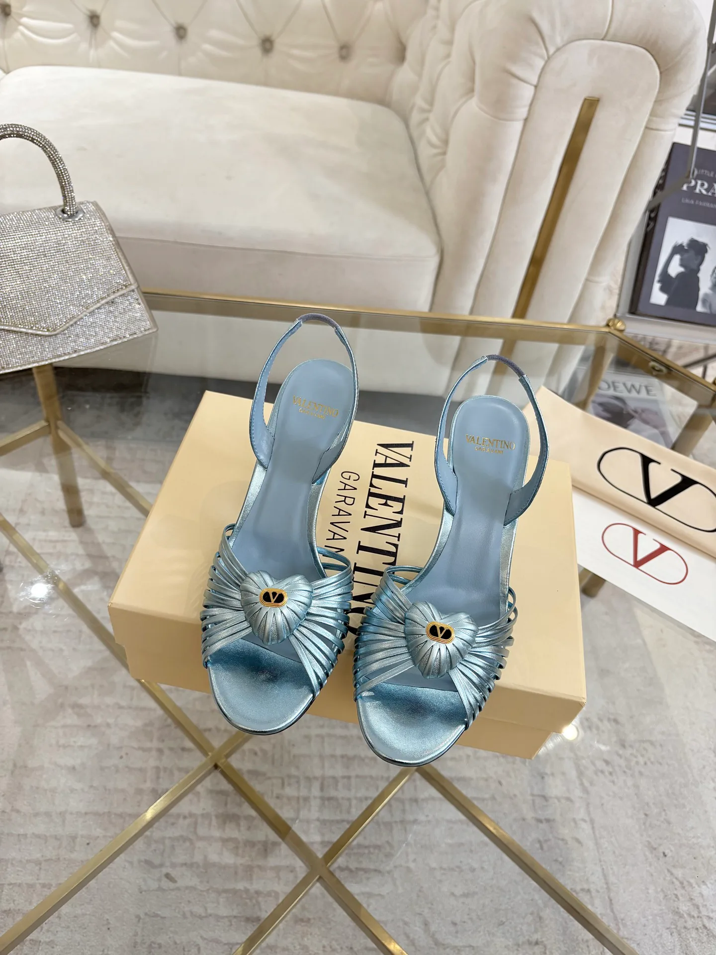 Босоножки Женские Valentino 18135272
