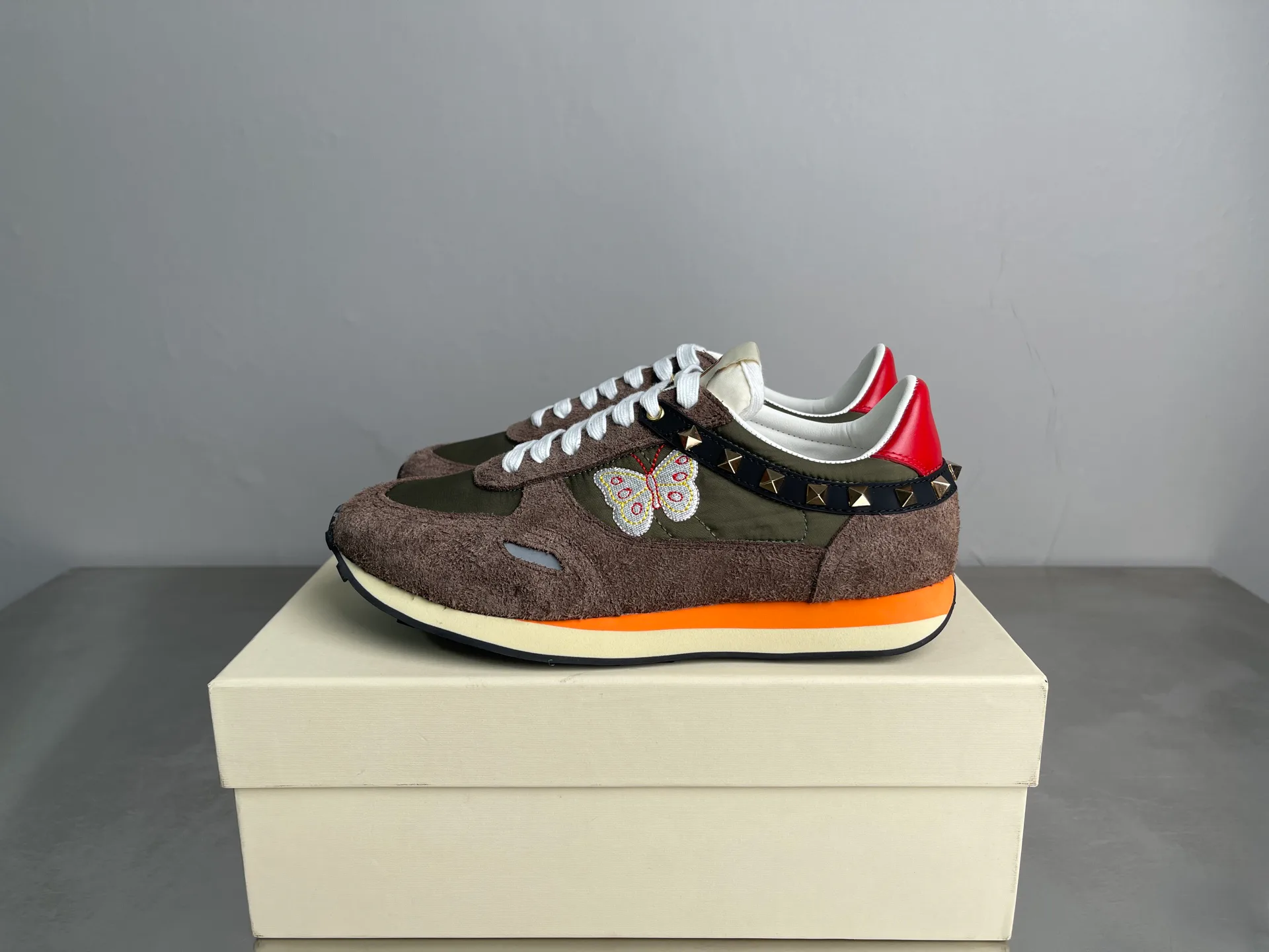 Кроссовки Женские Valentino 18039003