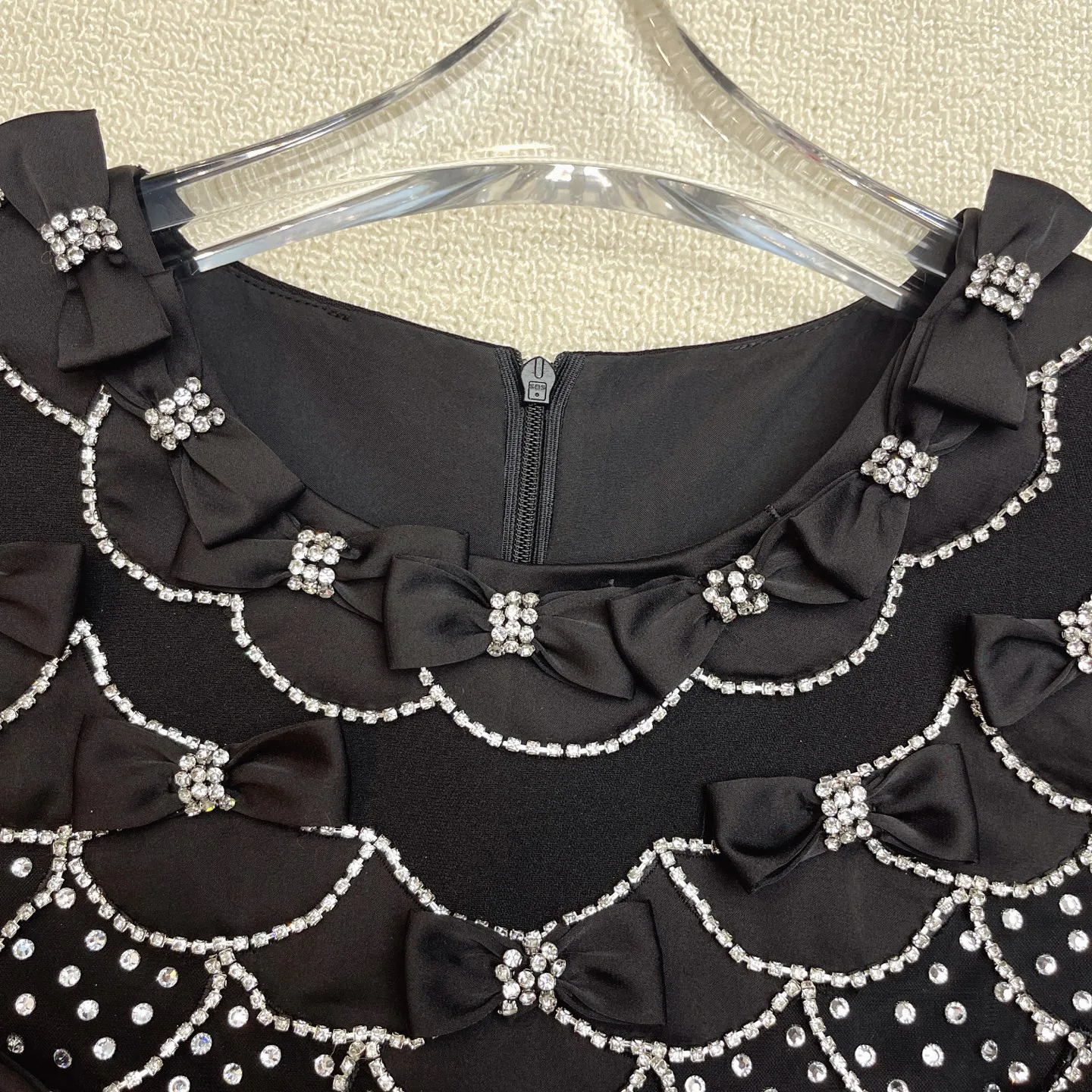 Платья Женские Valentino 11550059