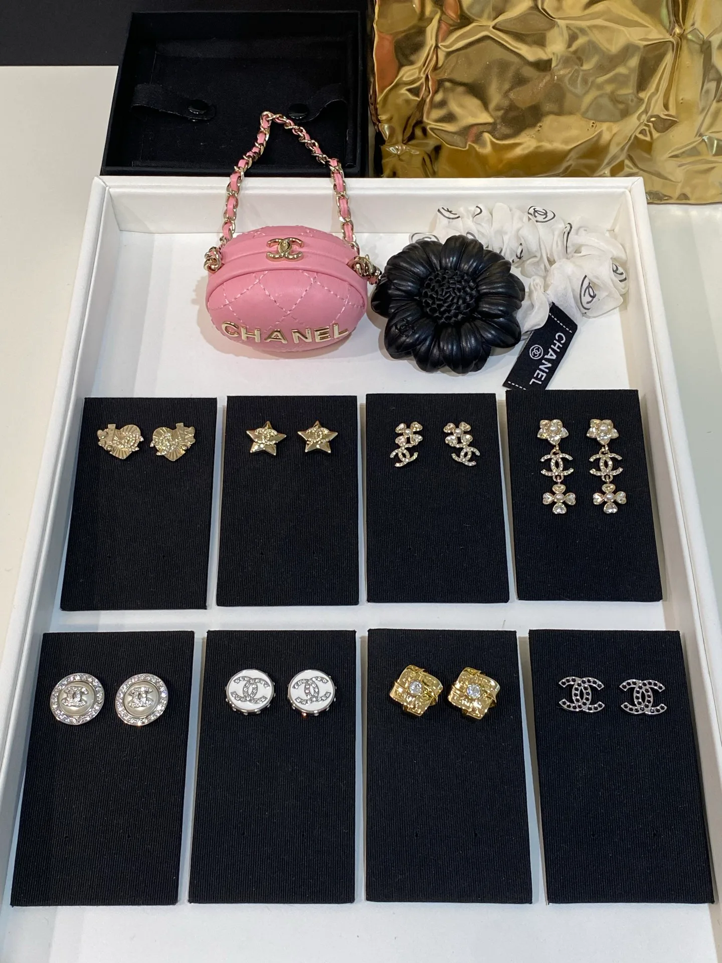 Бижутерия Chanel 18122408
