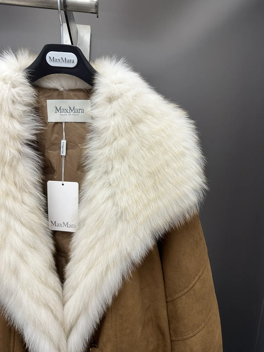 Куртки И Пуховики Женские Max Mara 18702434