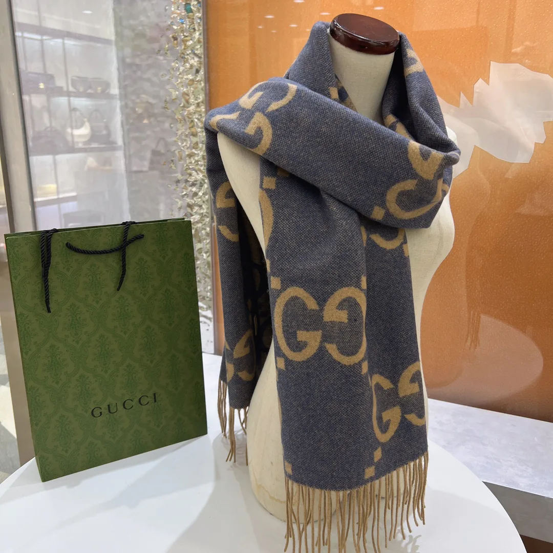 Шарфы Gucci 2642467