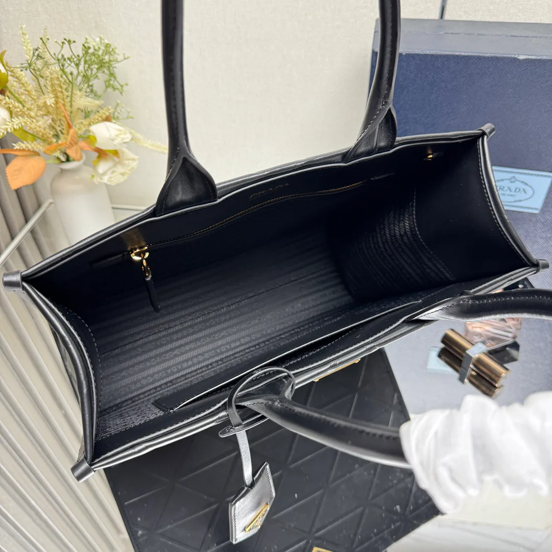 Классические Сумки Женские Prada 118537