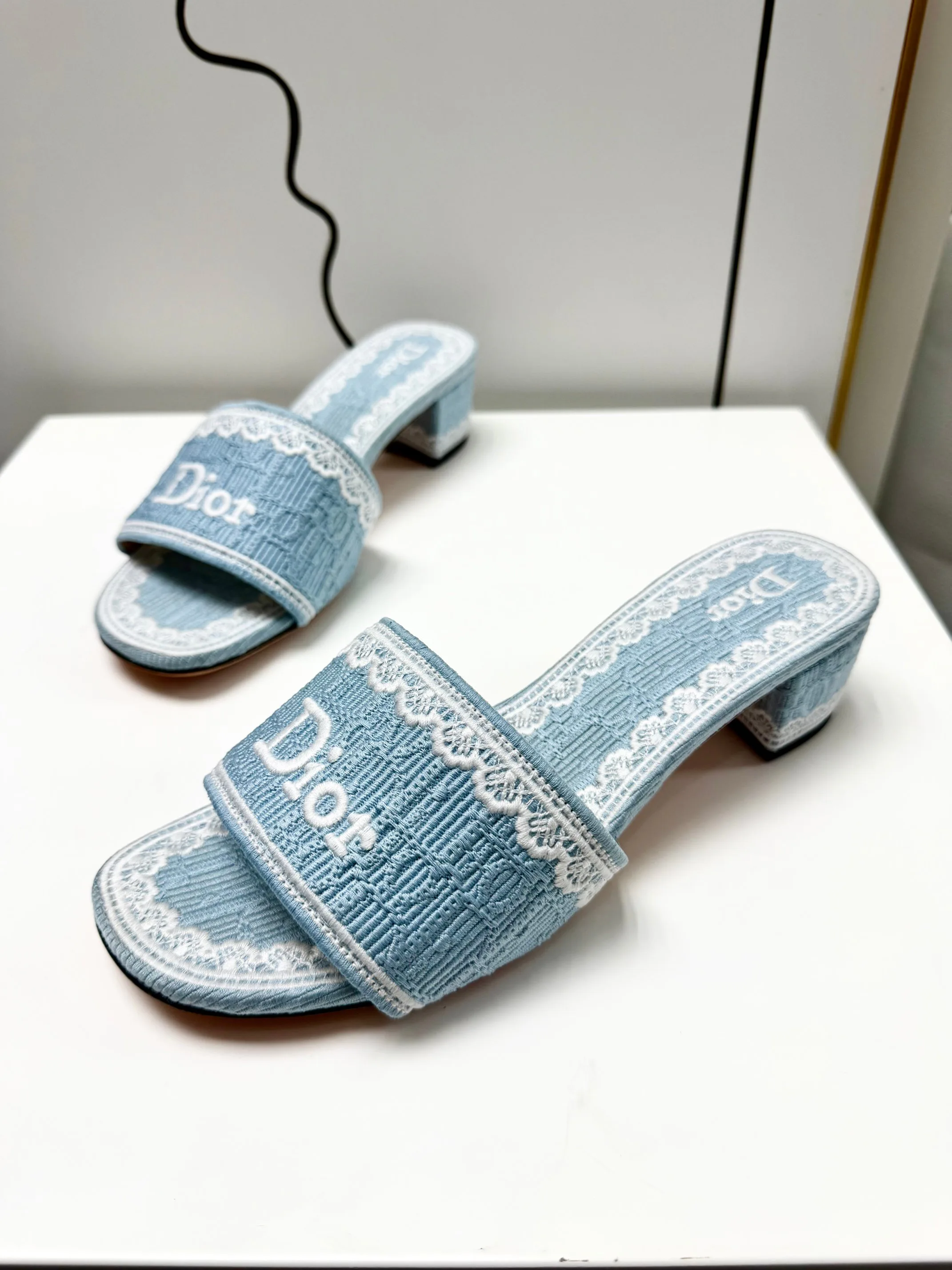 Сандалии Женские Christian Dior 12879992