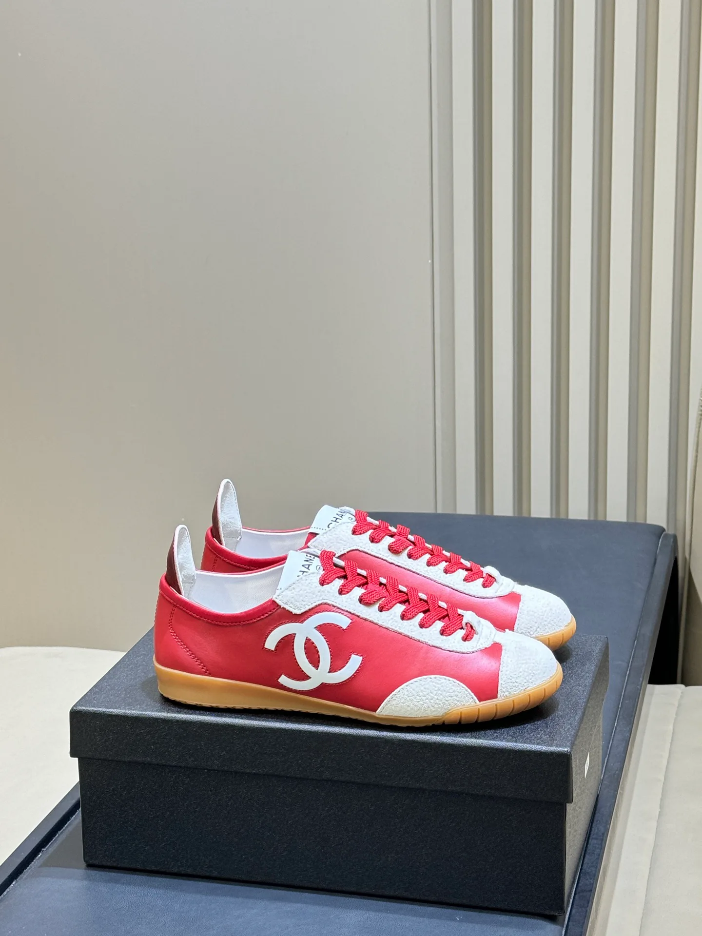 Кроссовки Женские Chanel 11194499