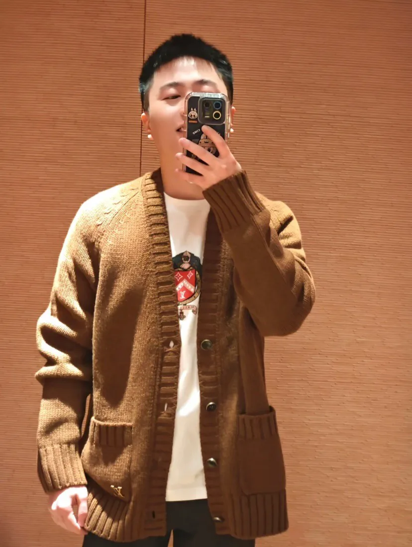 Джемперы И Свитеры Женские Louis Vuitton 18130414