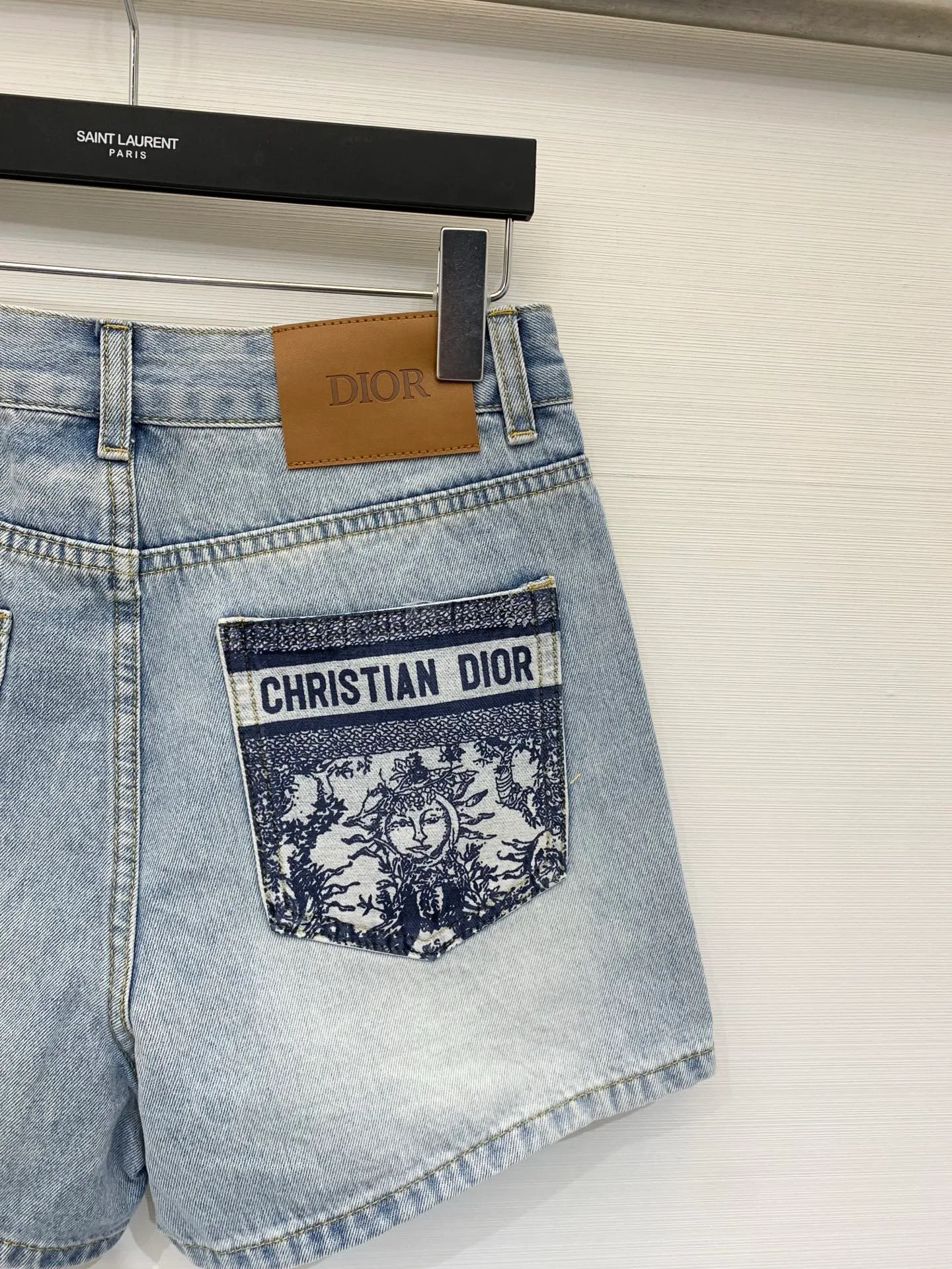 Шорты Женские Christian Dior 11788259