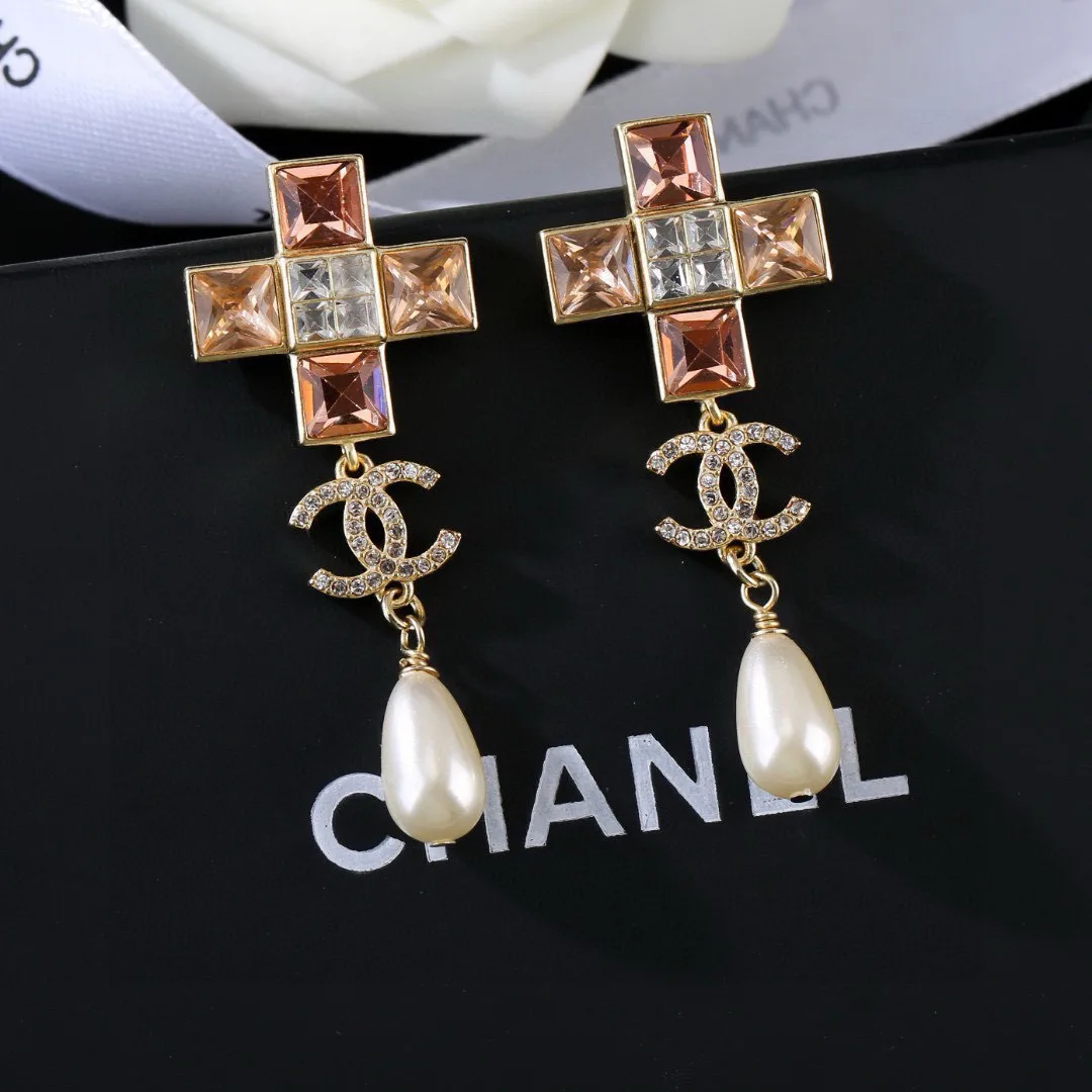 Бижутерия Chanel 18306306