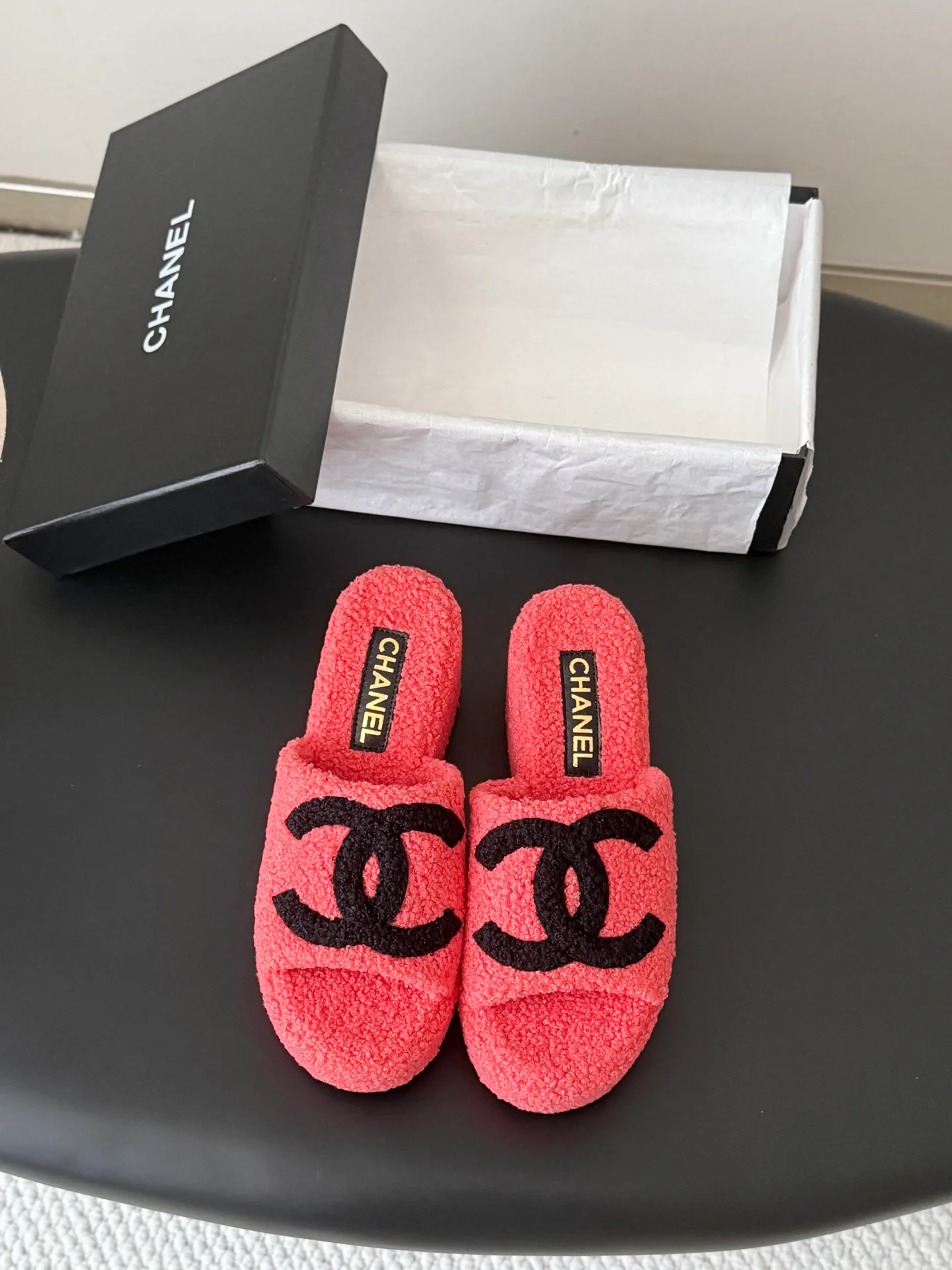 Тапочки Женские Chanel 18700074