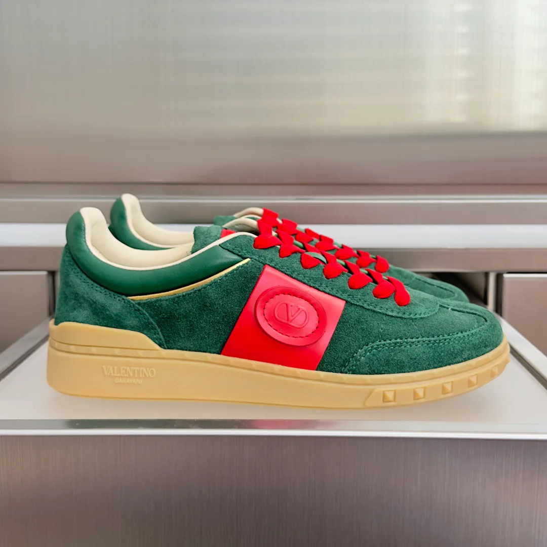 Кроссовки Женские Valentino 19175892
