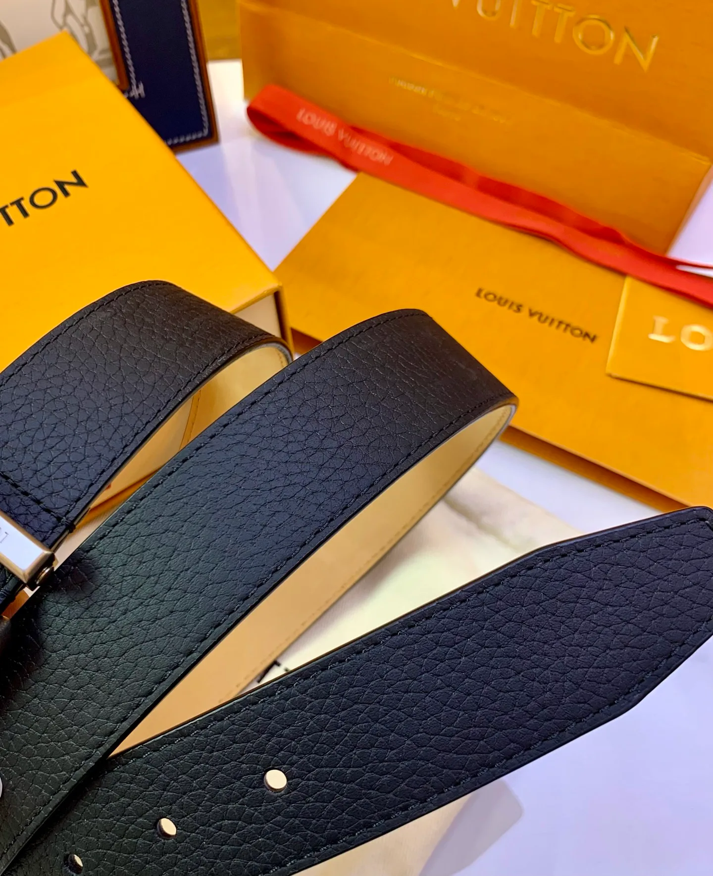 Ремни Louis Vuitton 17638917