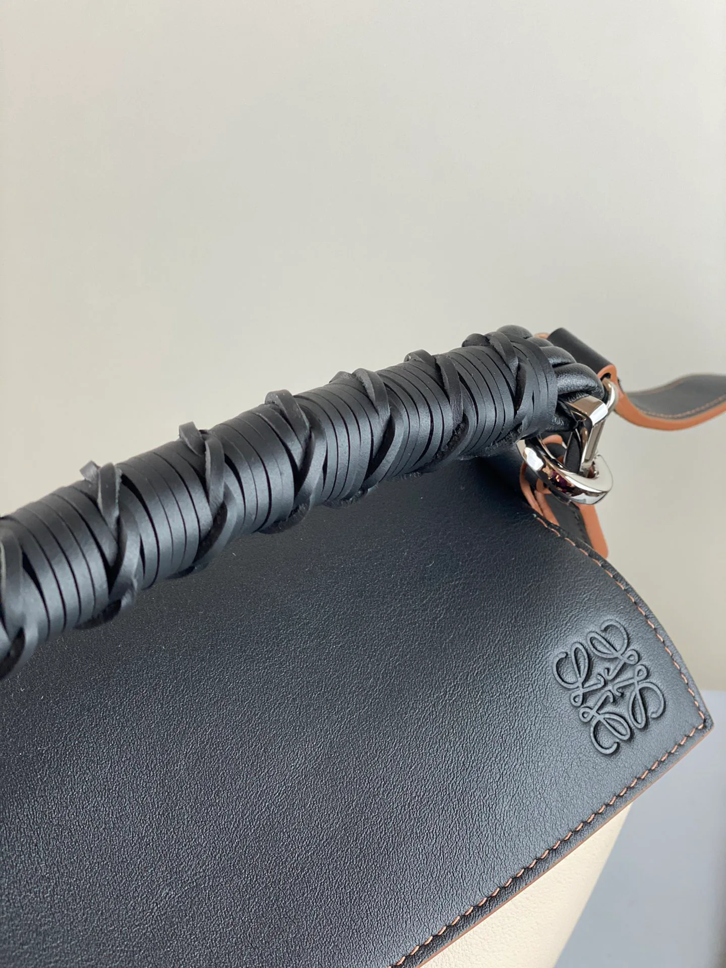 Классические Сумки Женские Loewe 17271518