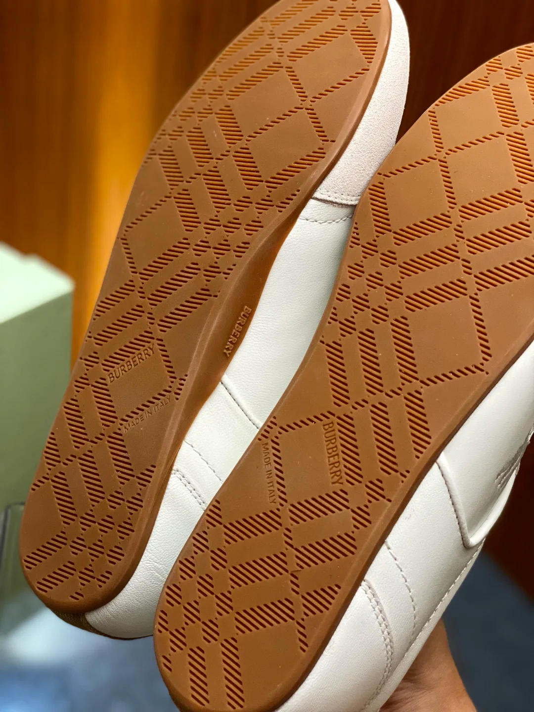 Кроссовки Мужские Burberry 18119381