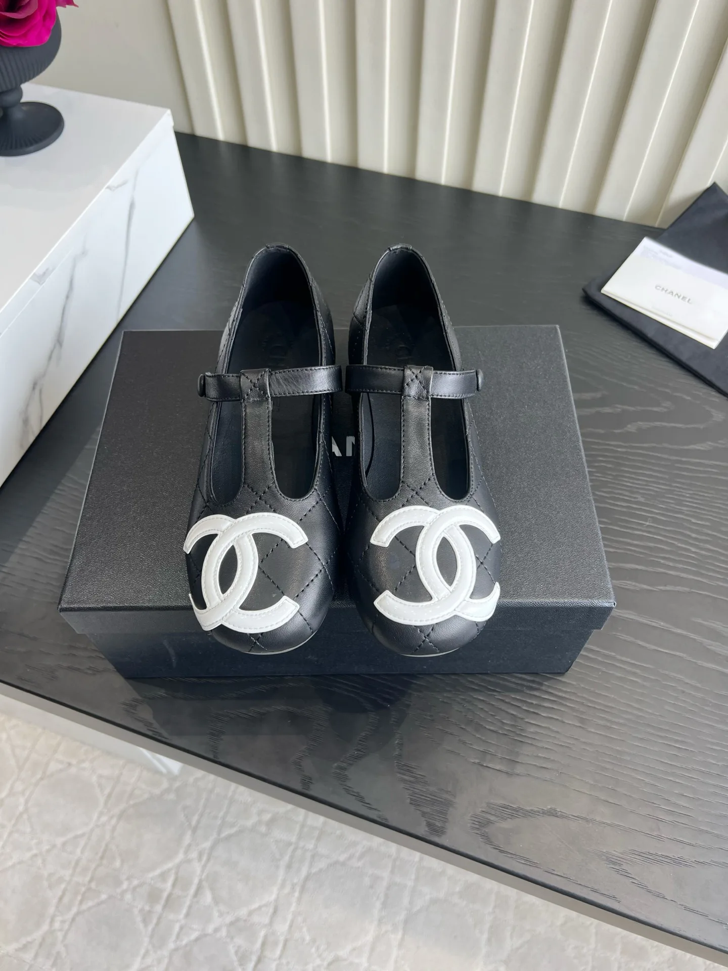 Туфли Женские Chanel 18223072