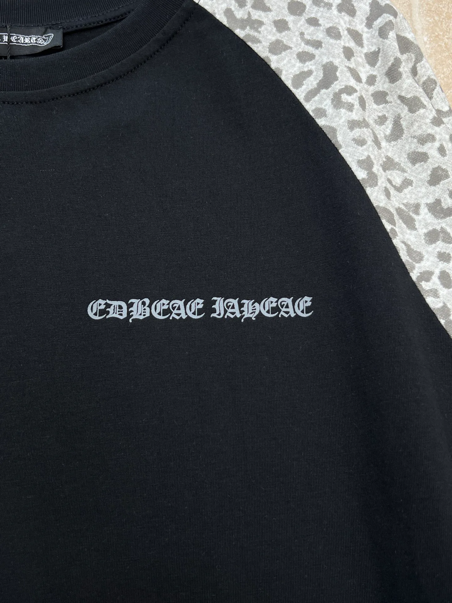 Футболки Женские Chrome Hearts 17571161