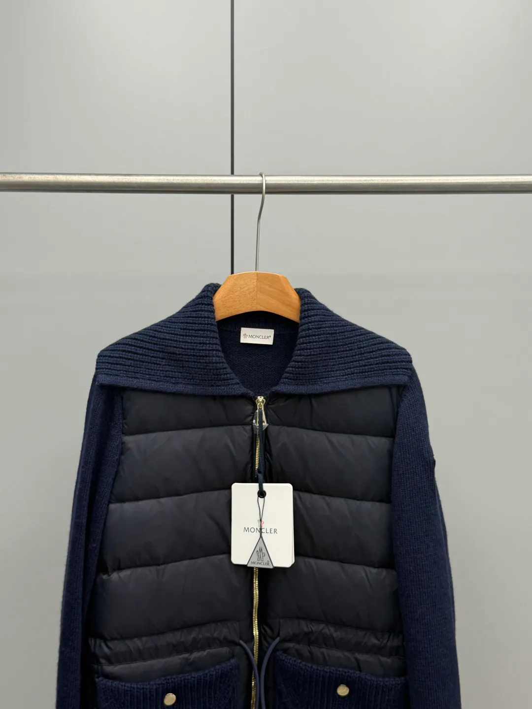 Куртки И Пуховики Мужские Moncler 17927610