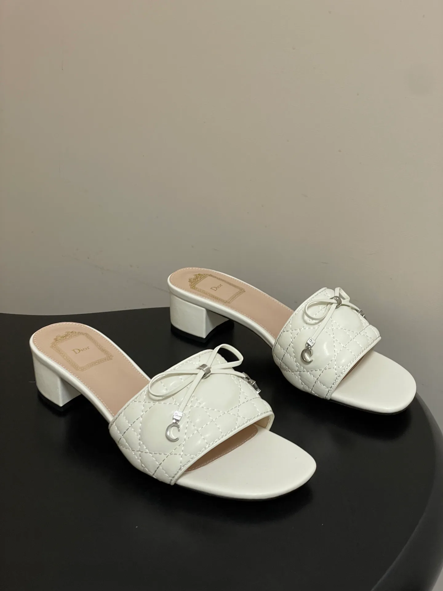 Босоножки Женские Christian Dior 12850917