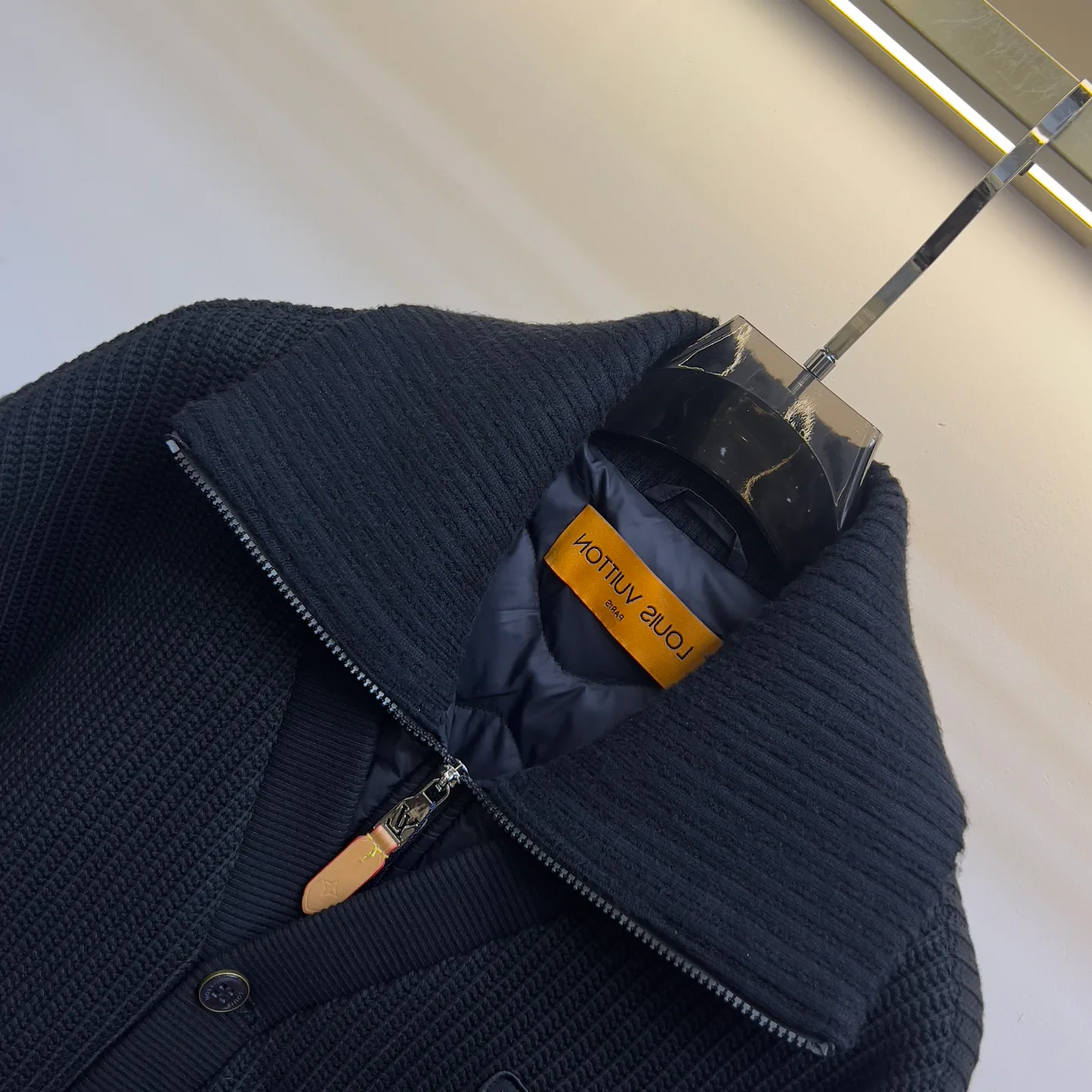 Куртки И Пуховики Женские Louis Vuitton 844166