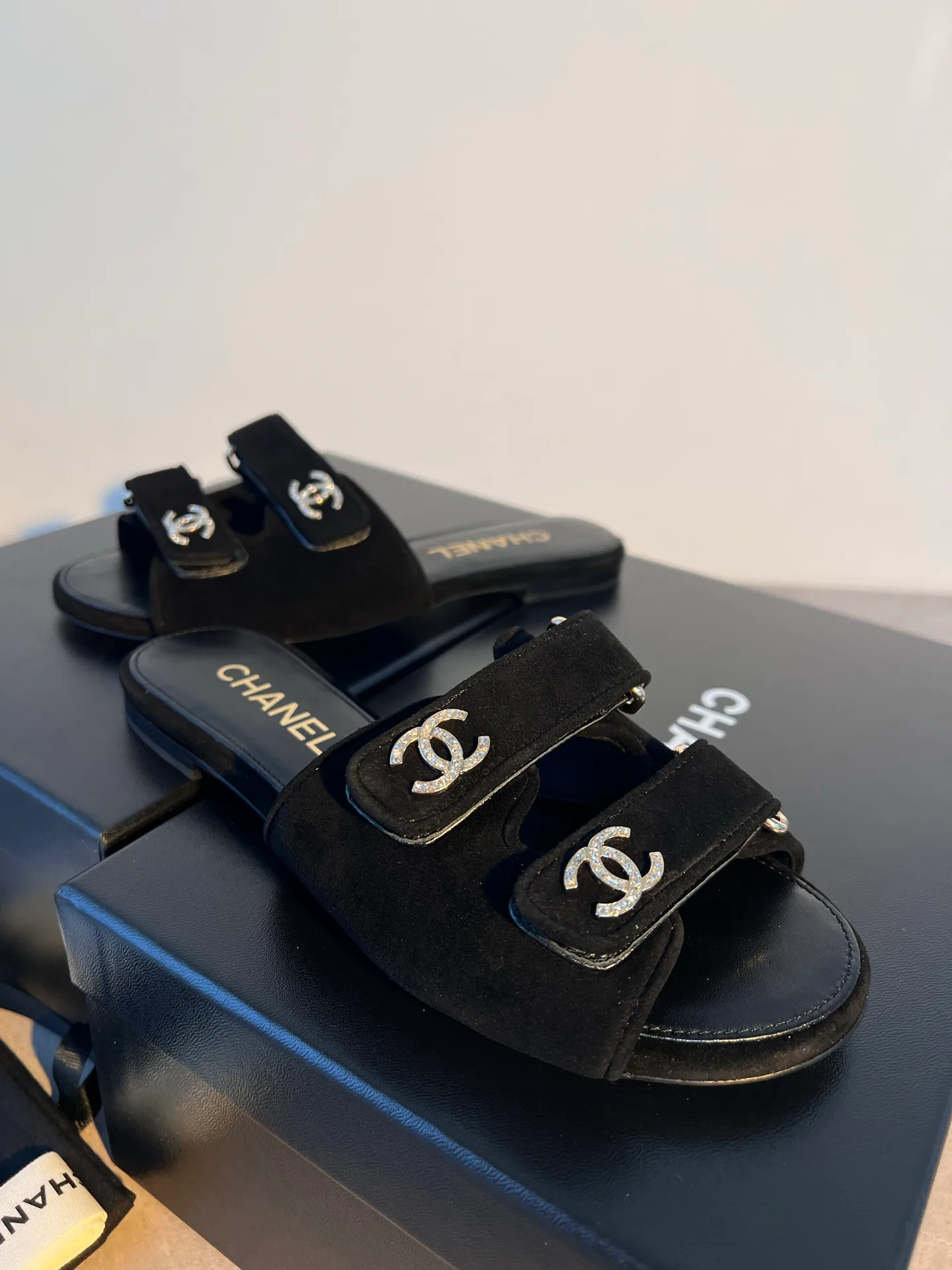 Шлепанцы Женские Chanel 13571448