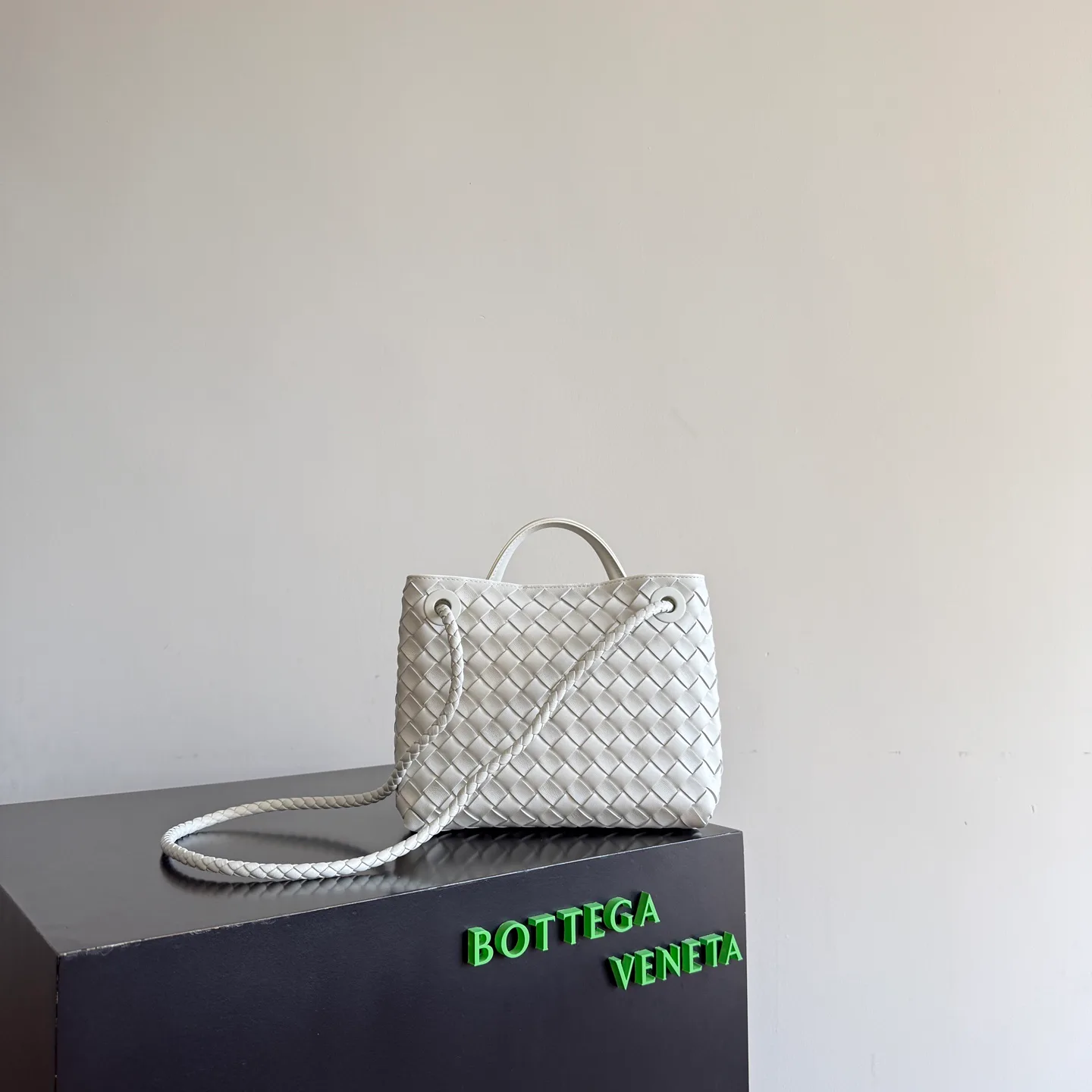 Классические Сумки Женские Bottega Veneta 18004854