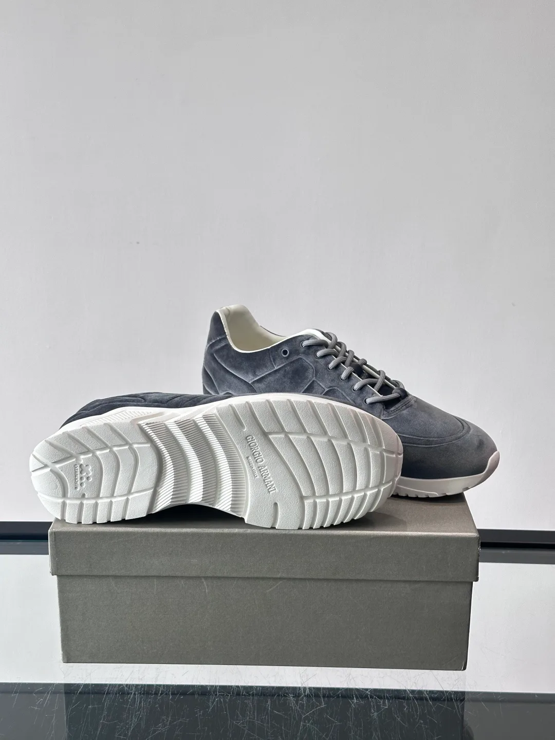 Кроссовки Мужские Armani 4745198