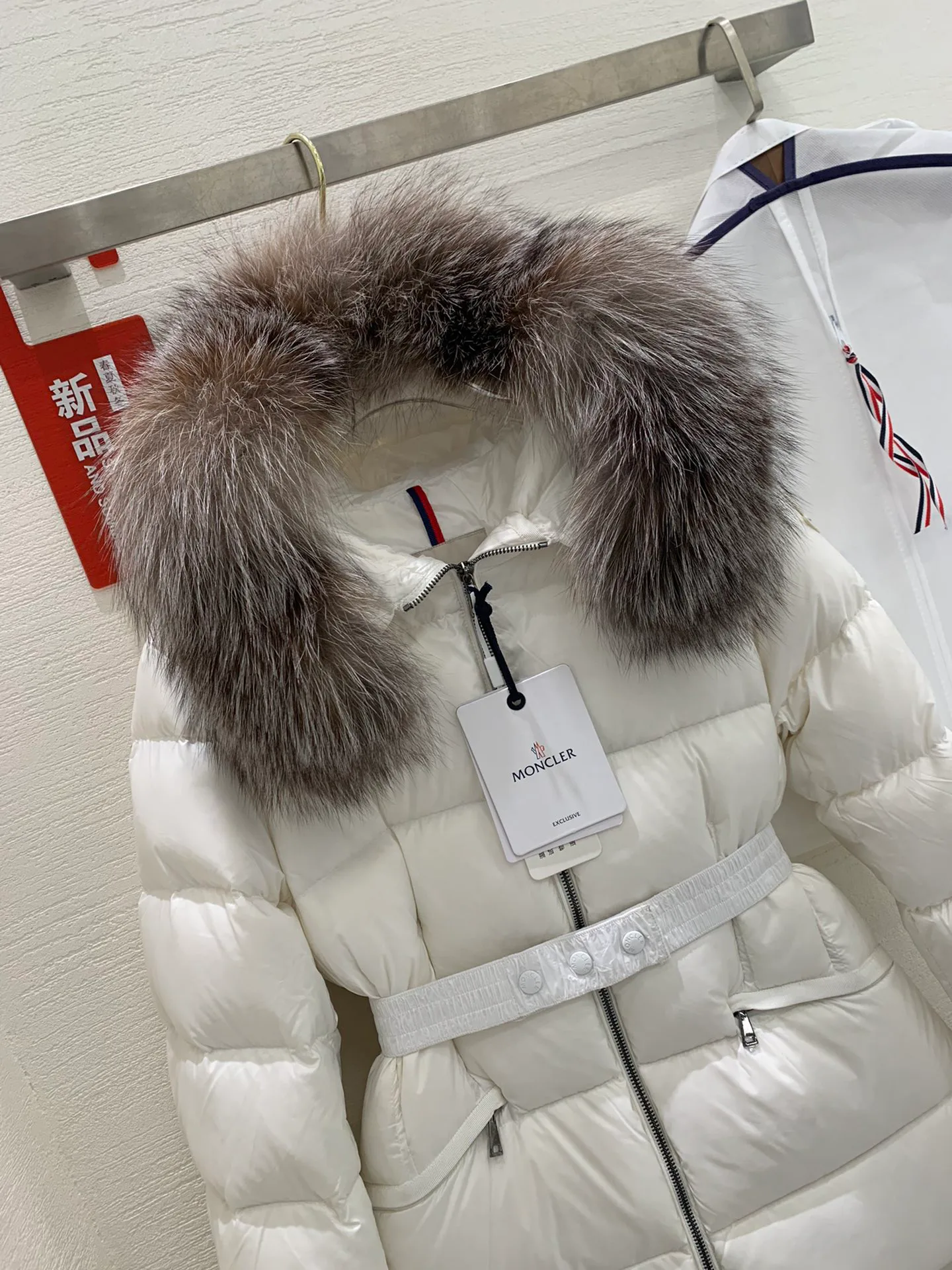 Куртки И Пуховики Женские Moncler 18188708