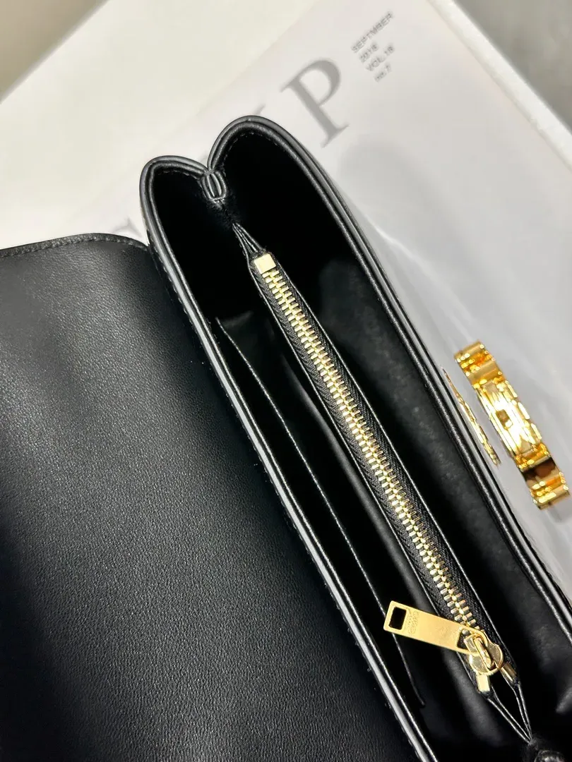 Сумки На Ремне Женские Celine 33452