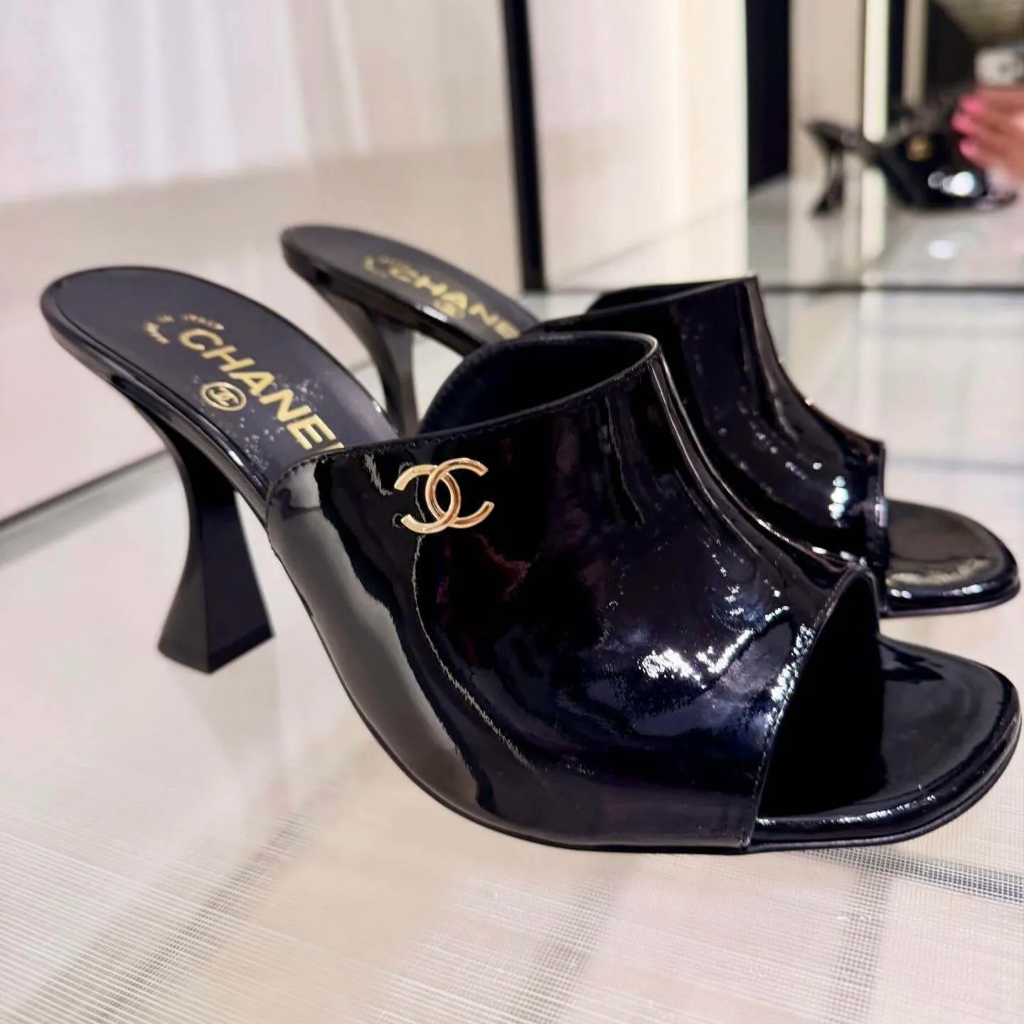 Обложки На Паспорт Chanel 11890857