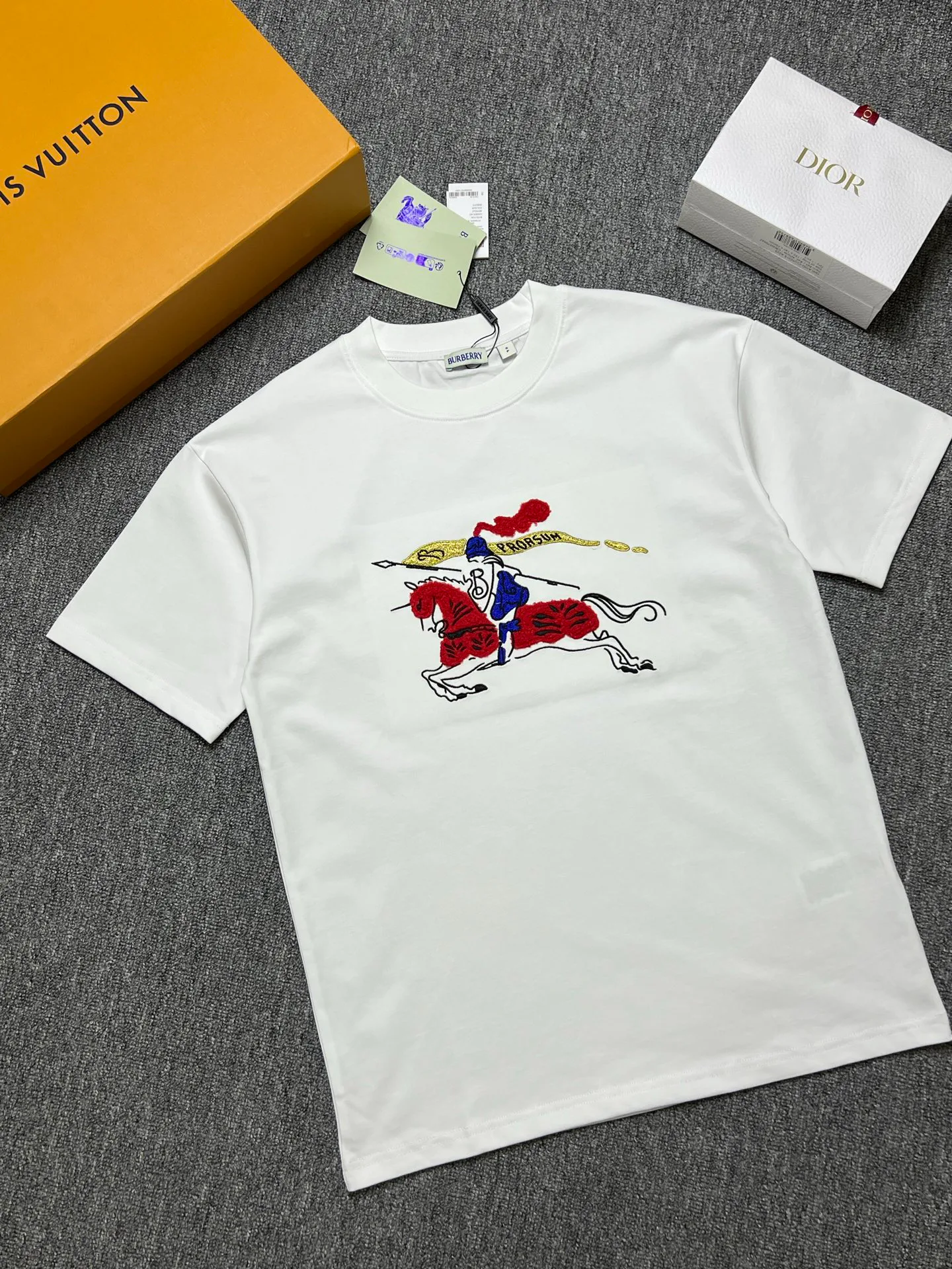 Футболки Женские Burberry 9348636