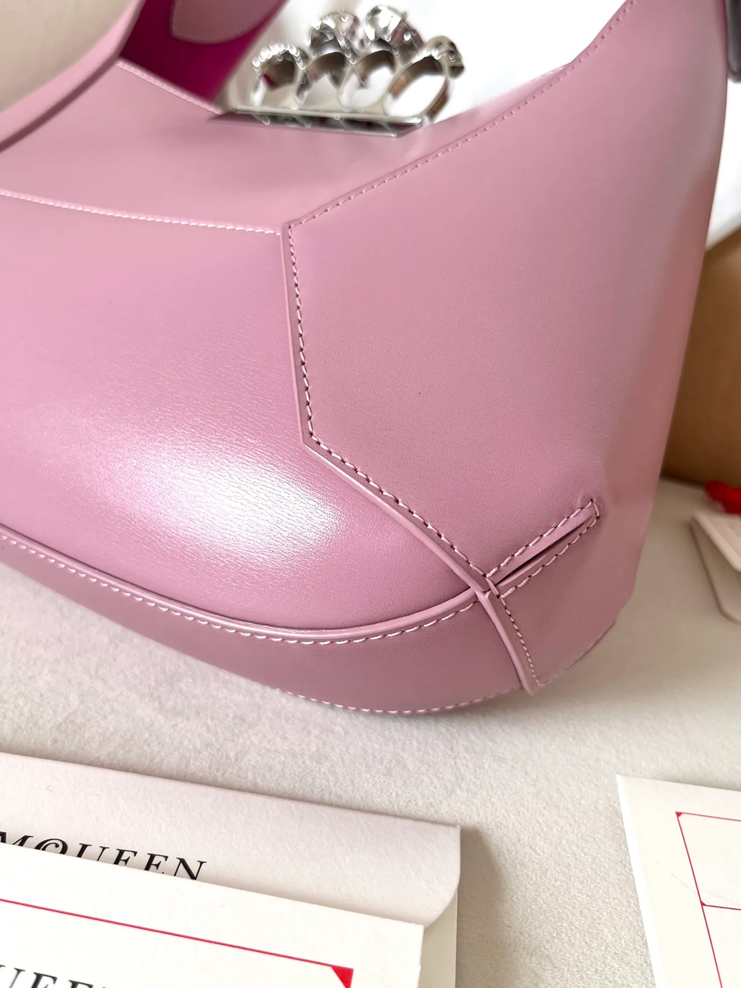 Сумки На Ремне Женские Alexander Mcqueen 11472541