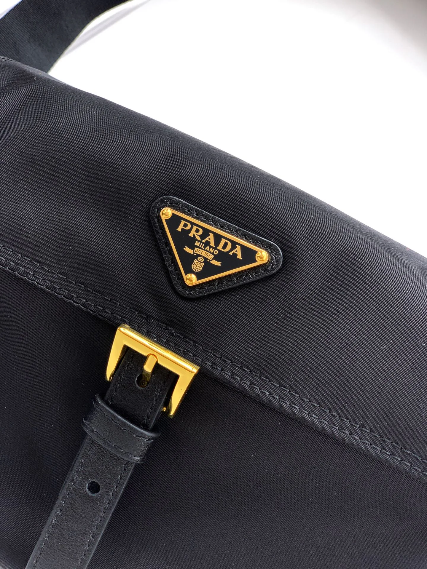 Сумки На Ремне Женские Prada 13368496
