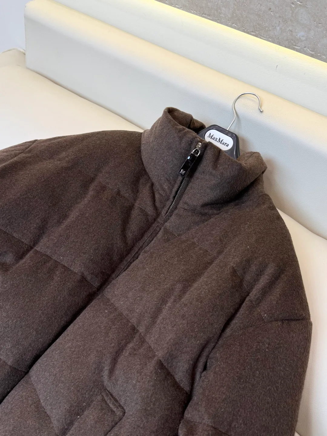 Куртки И Пуховики Женские Max Mara 18379601