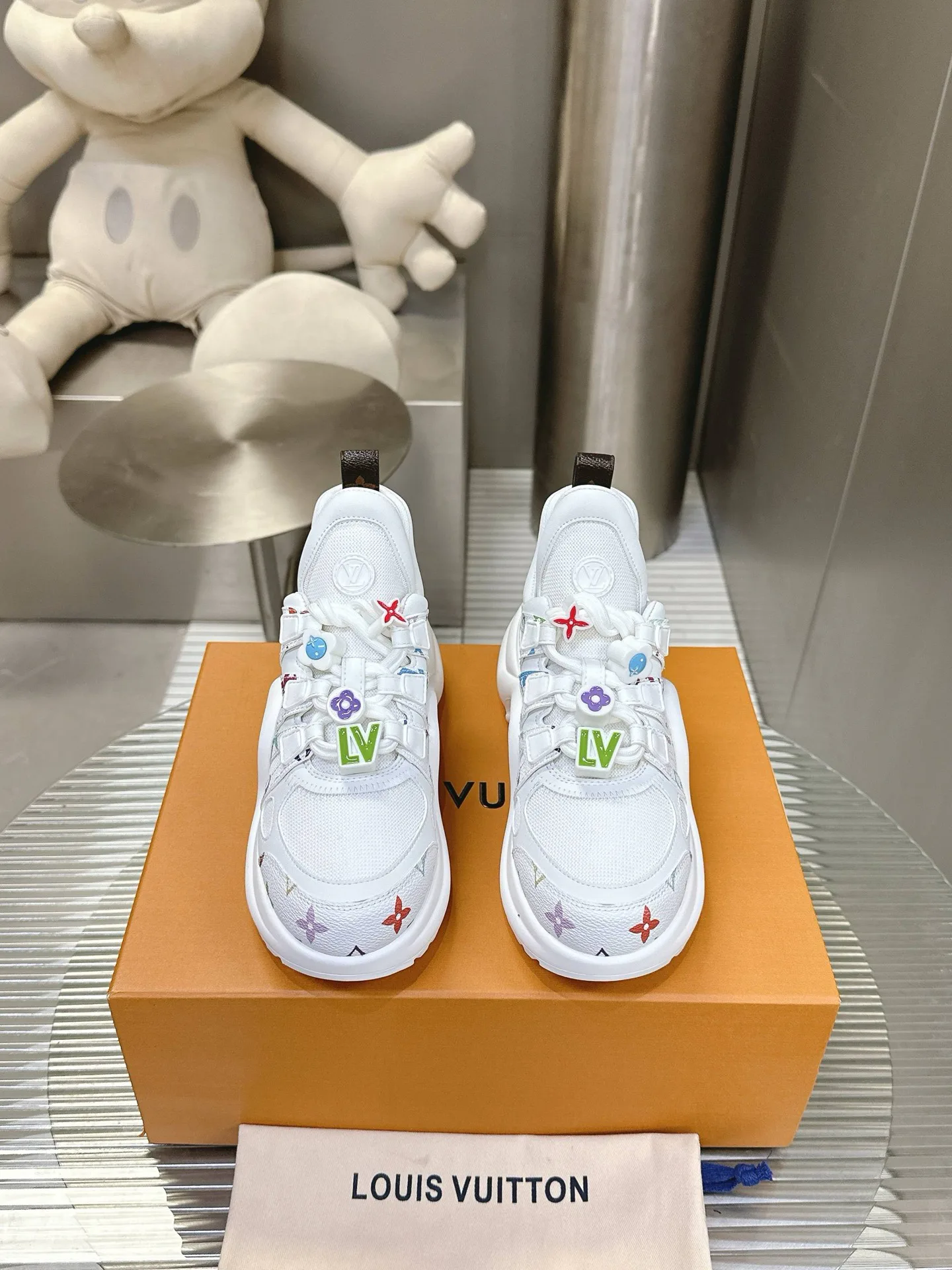 Кроссовки Женские Louis Vuitton 131103