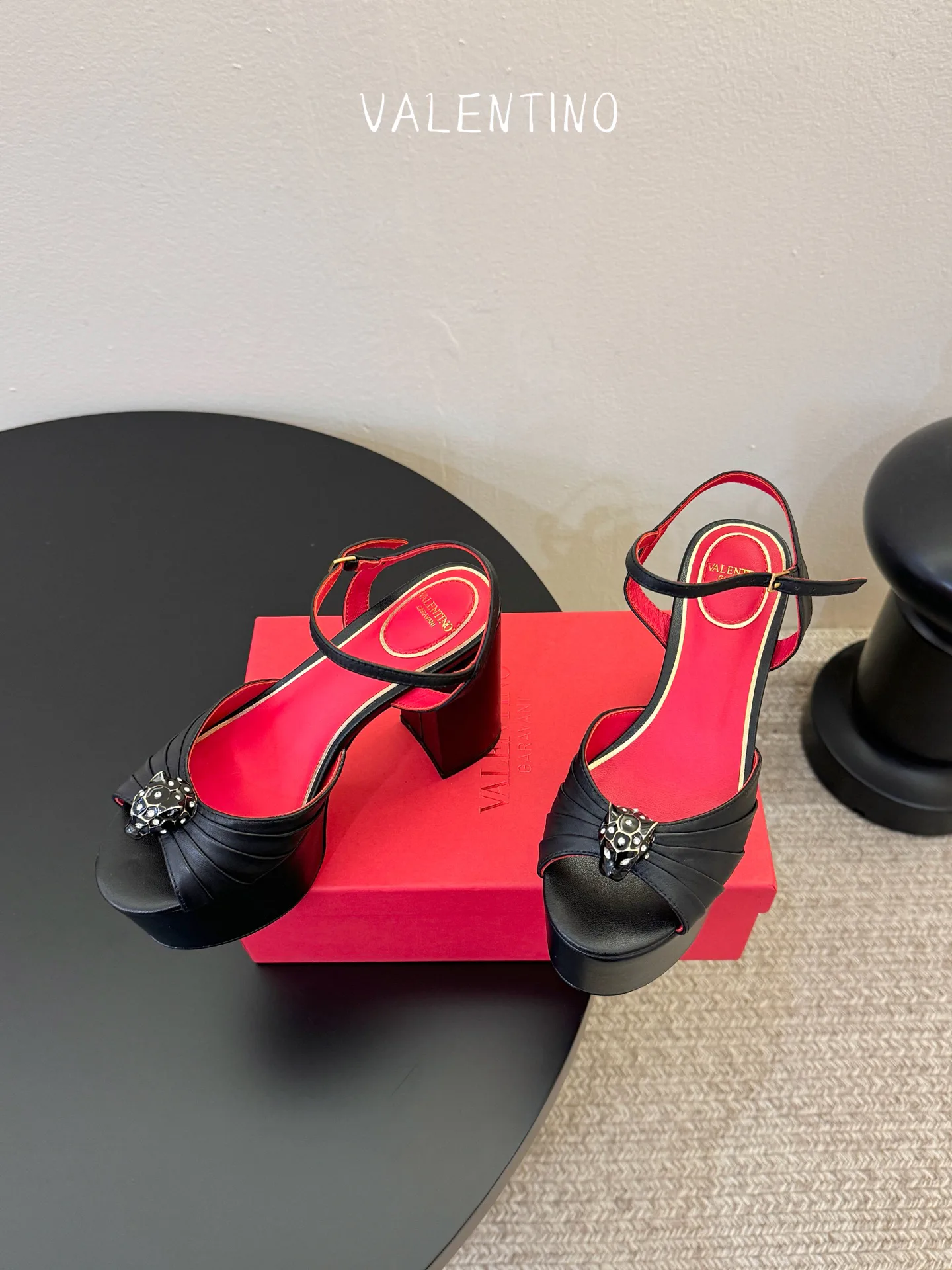 Босоножки Женские Valentino 11633130