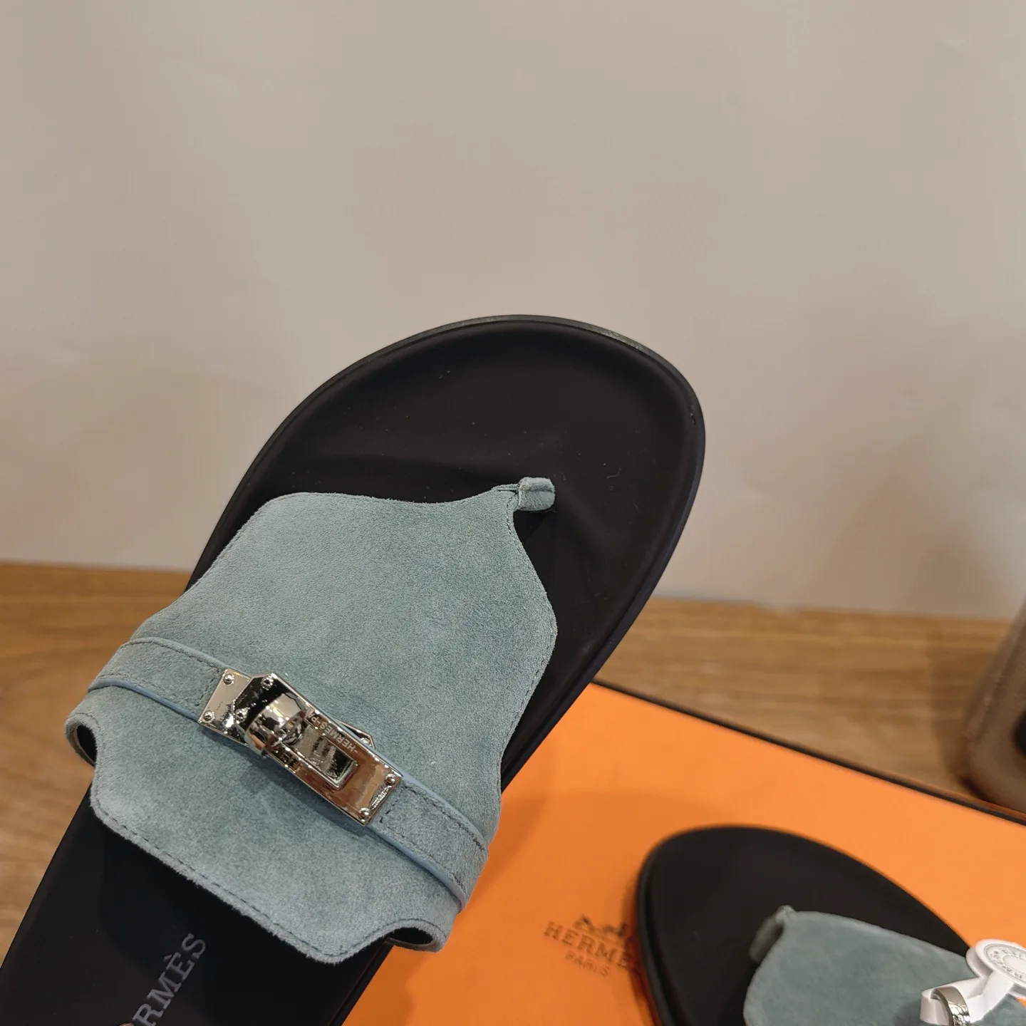 Шлепанцы Женские Hermes 17014858