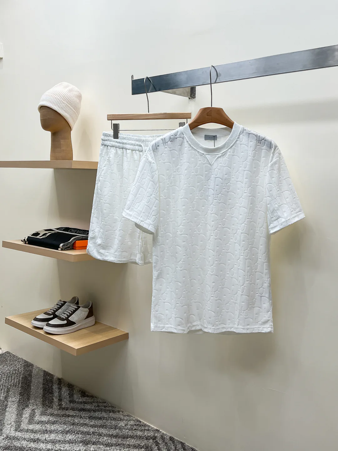 Шорты Женские Christian Dior 11415709