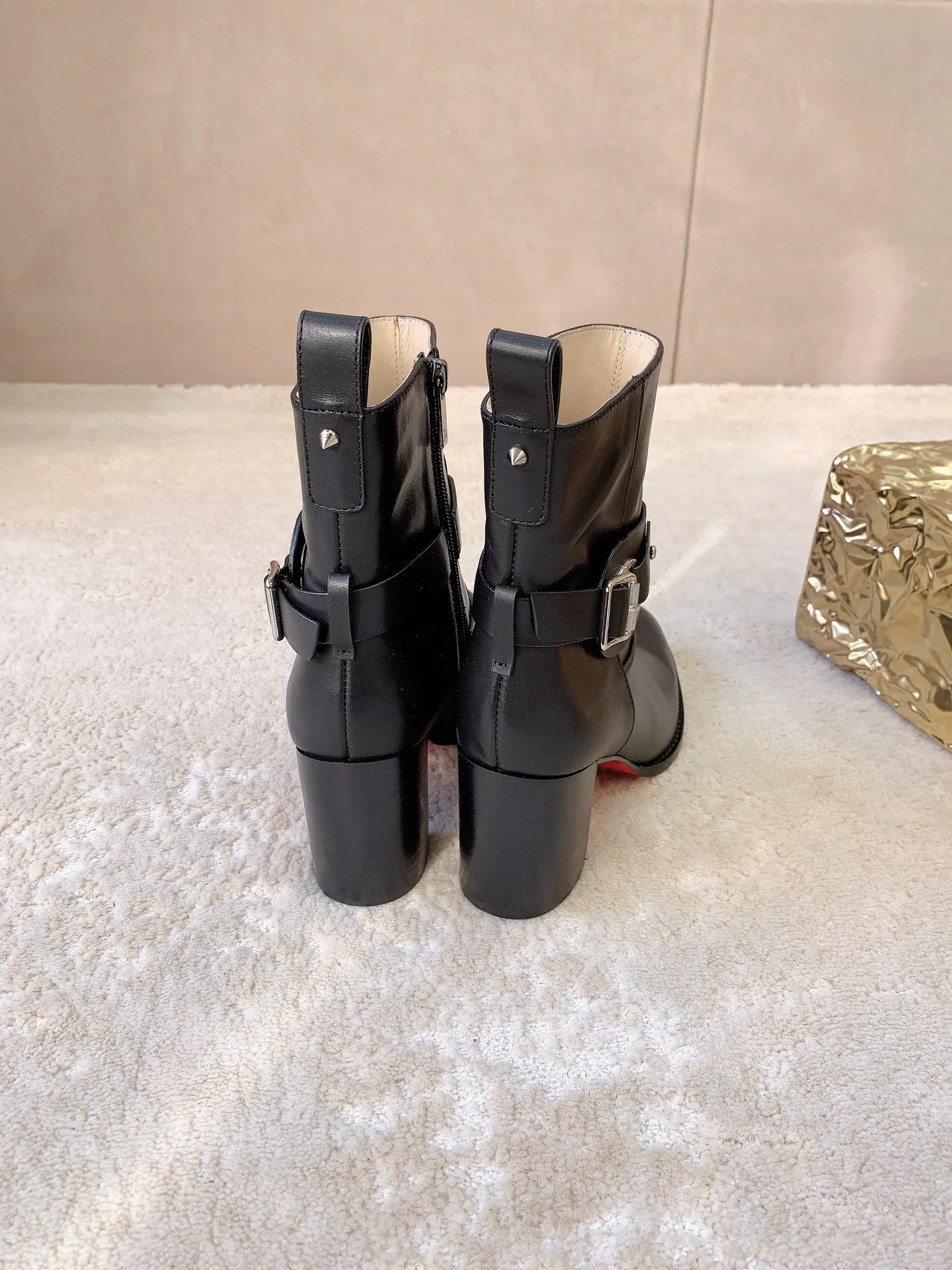 Ботильоны Женские Christian Louboutin 17962785