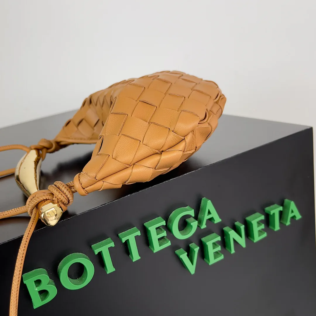 Сумки На Ремне Женские Bottega Veneta 12788332